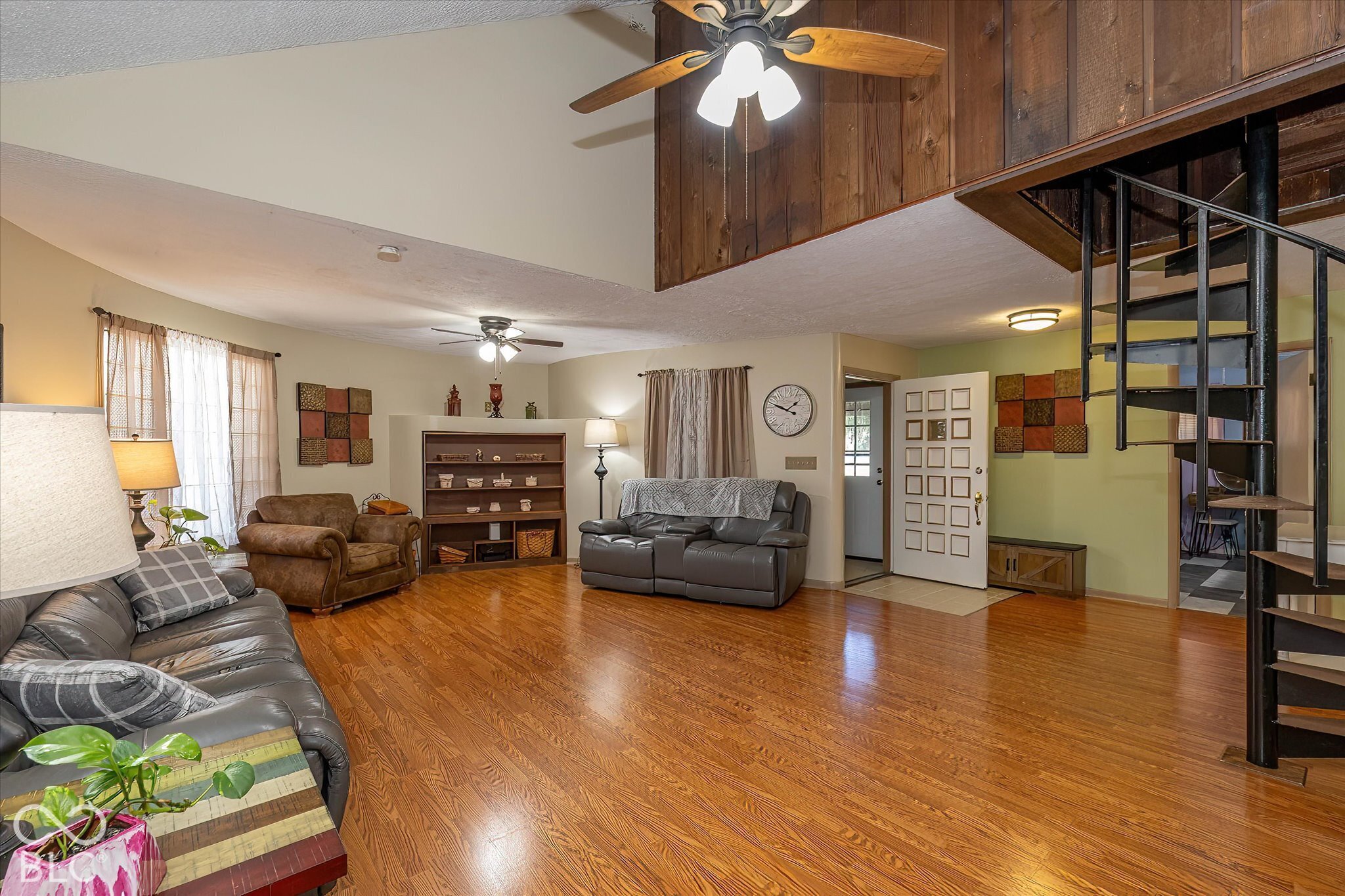 629 W 200 N, Greenfield, IN, 46140 photo 5 of 32