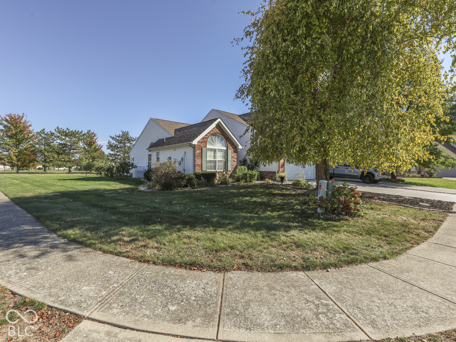 6037 Riva Ridge Drive, Indianapolis, IN, 46237 photo 5 of 51