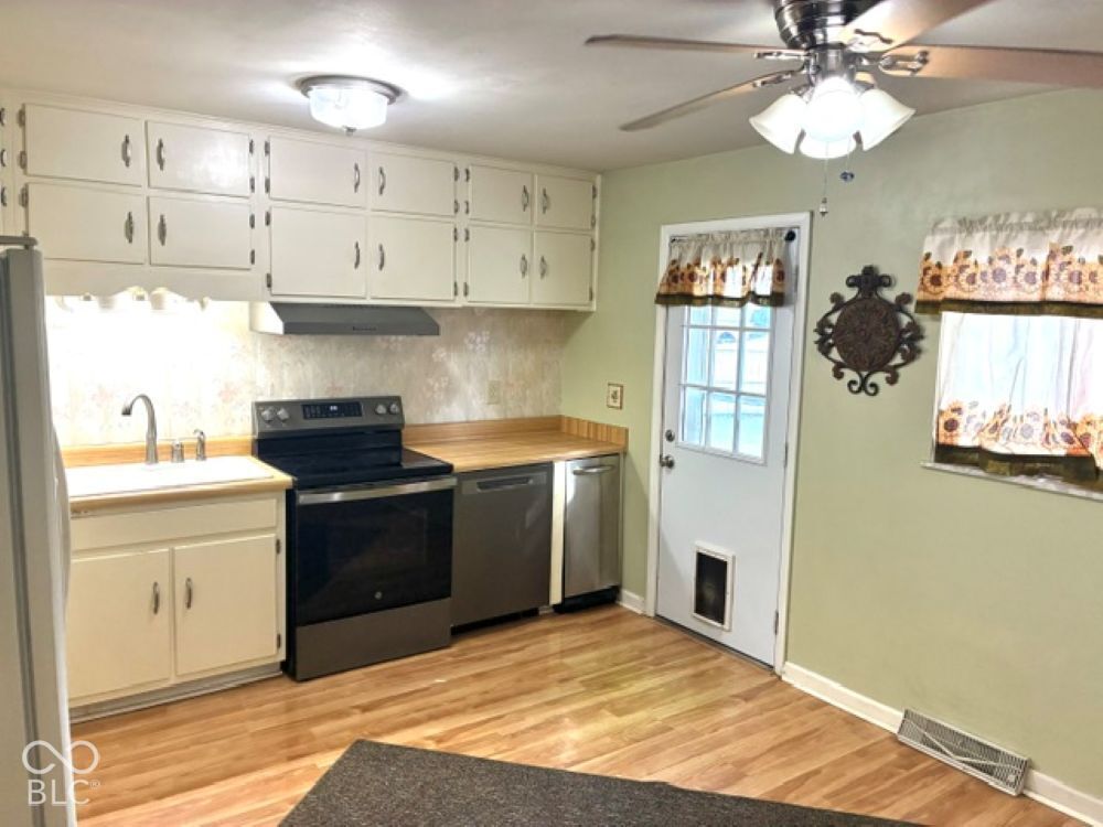 2319 Woodbine Drive, Anderson, IN, 46011 photo 5 of 20