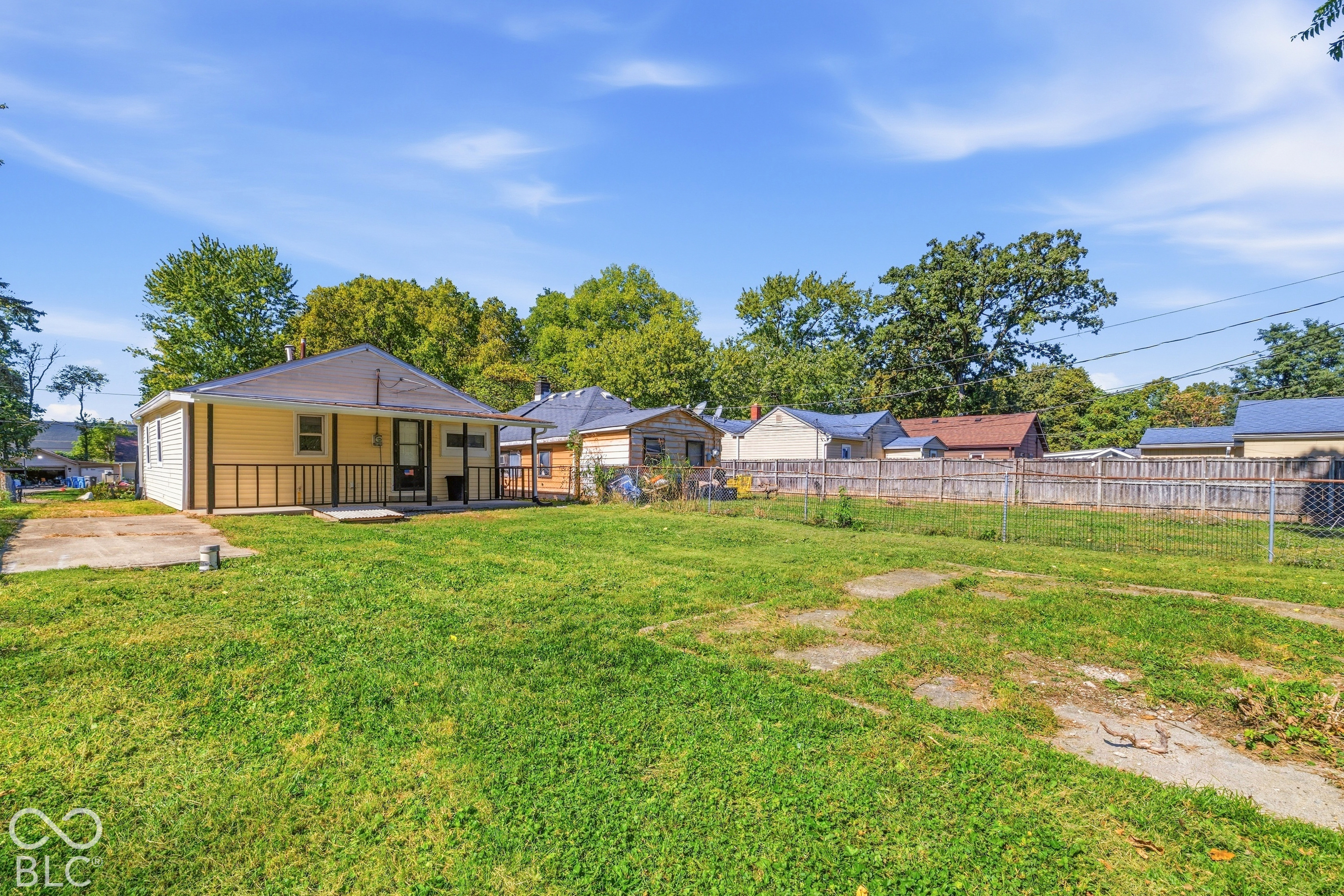 3317 S Lyons Avenue, Indianapolis, IN, 46221 photo 5 of 20