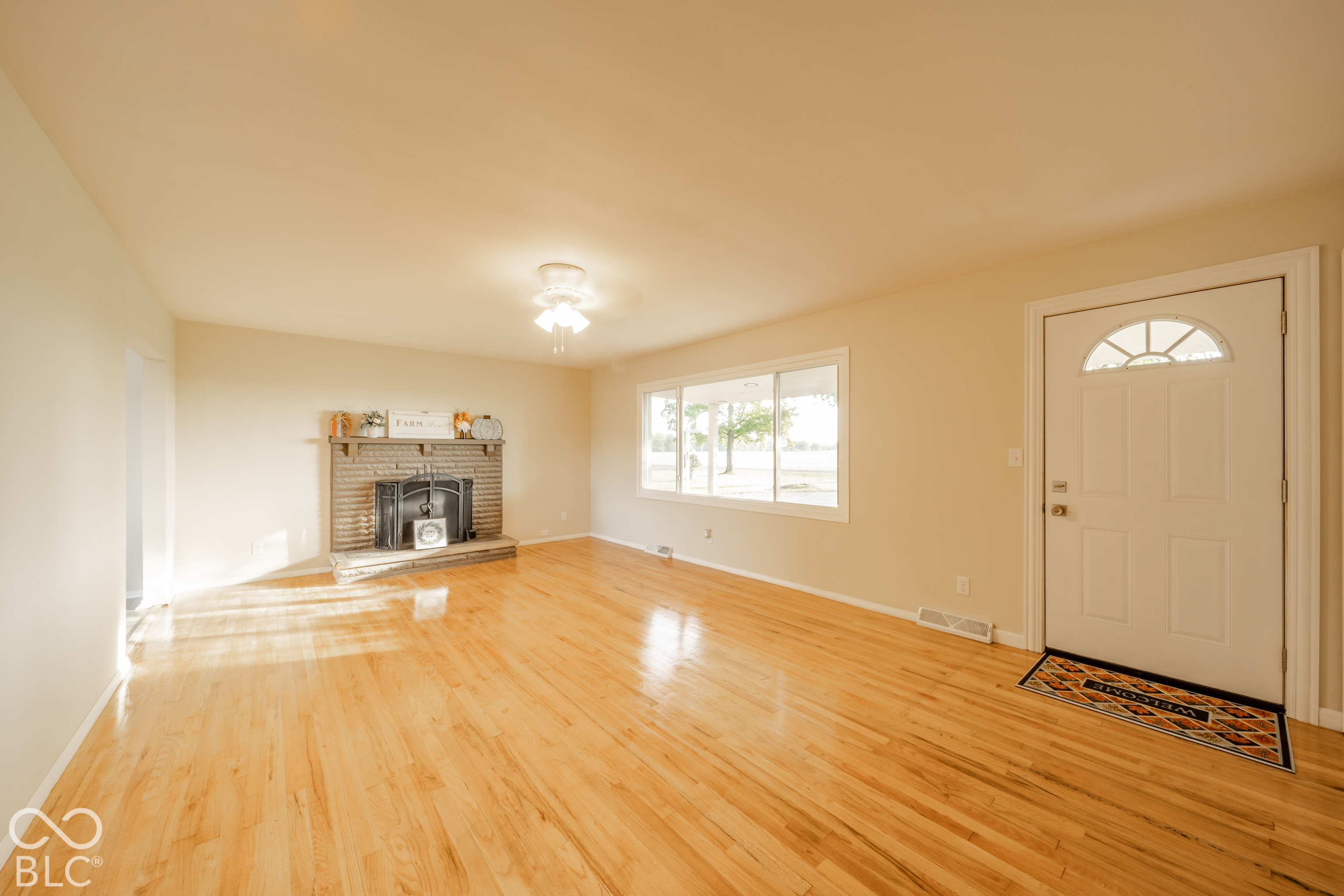 8401 S Center Road, Muncie, IN, 47302 photo 5 of 27
