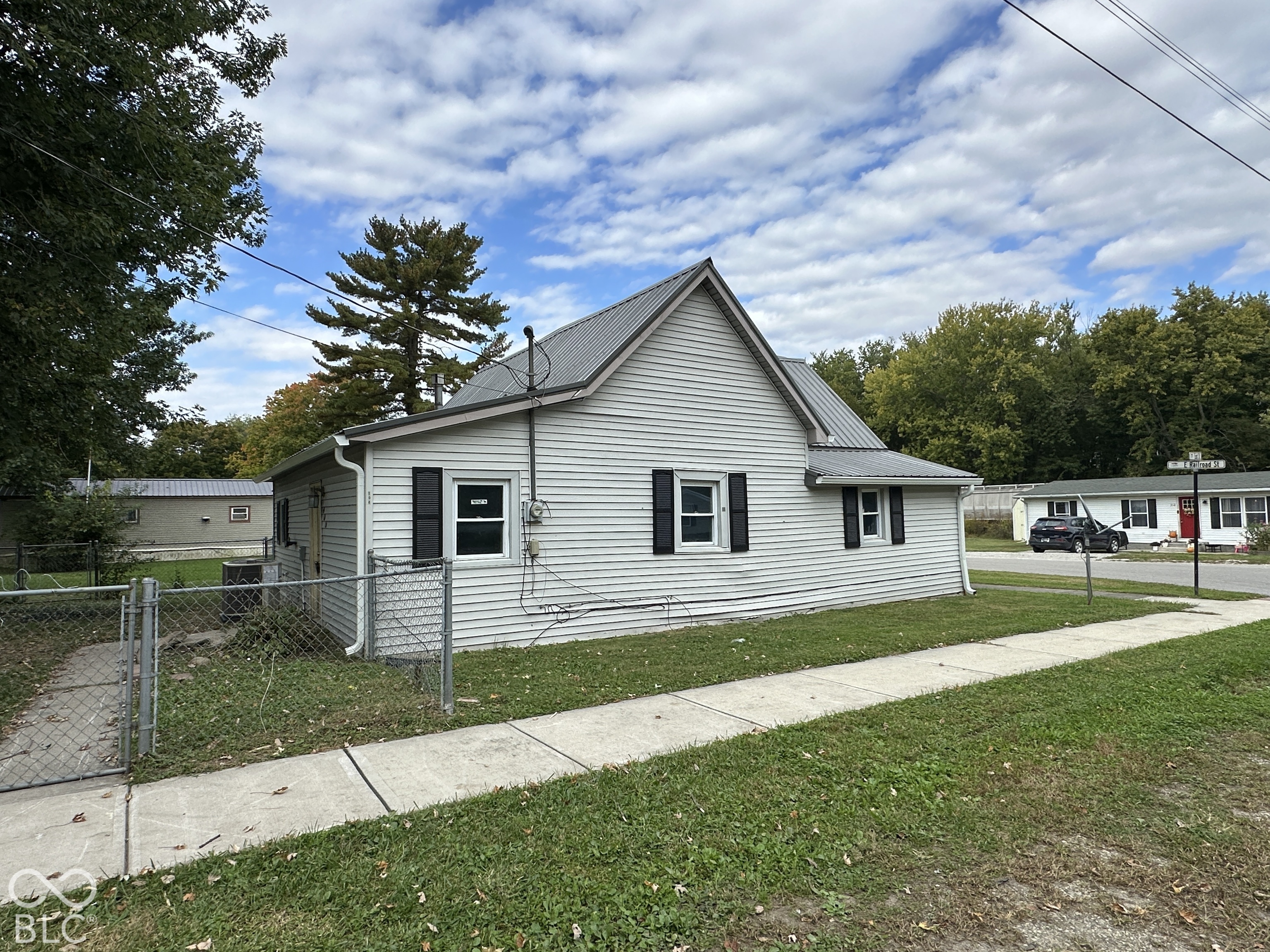 208 N East, Roachdale, IN, 46172 photo 5 of 54
