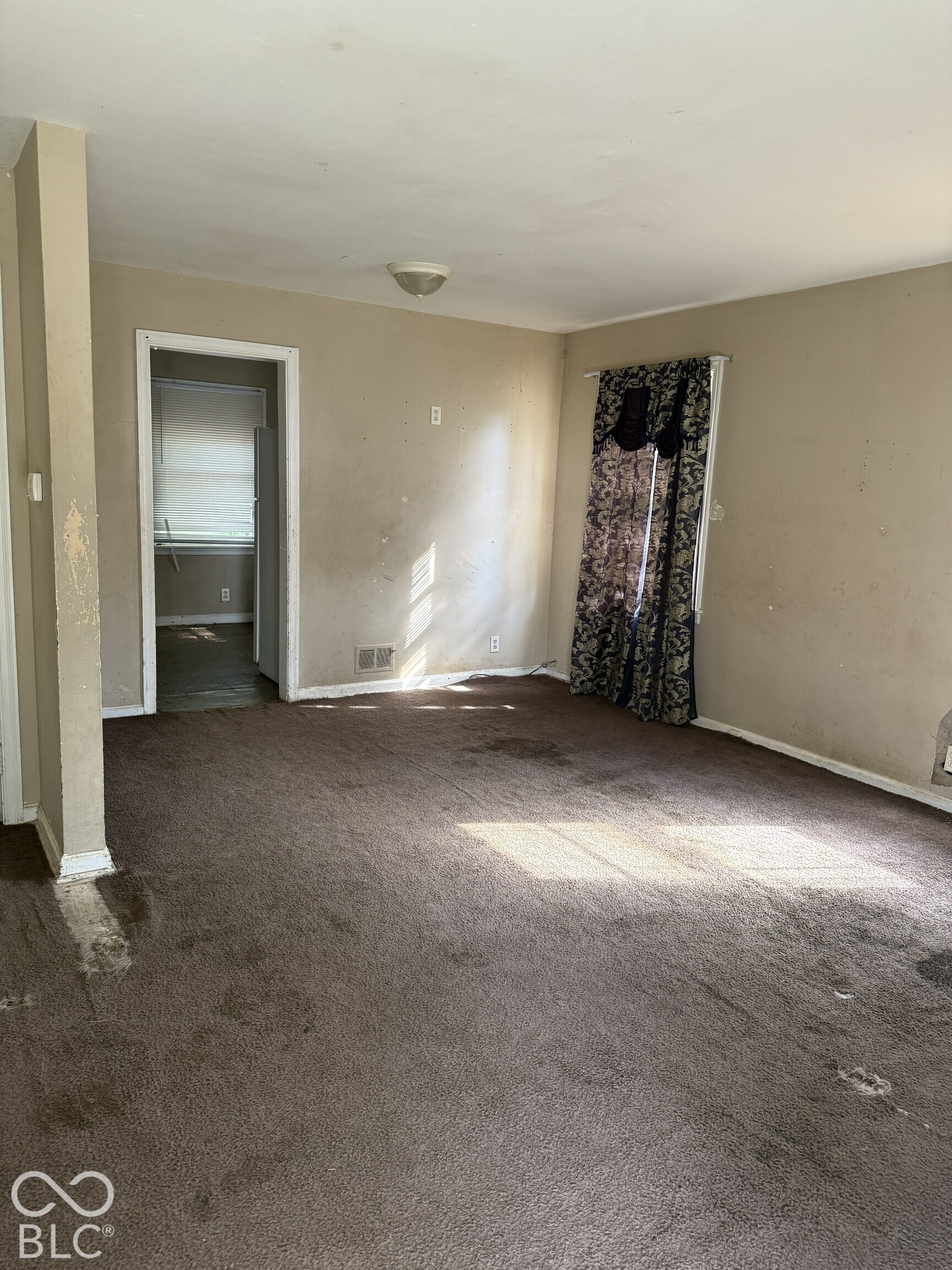 3351 N Grant Avenue, Indianapolis, IN, 46218 photo 5 of 9