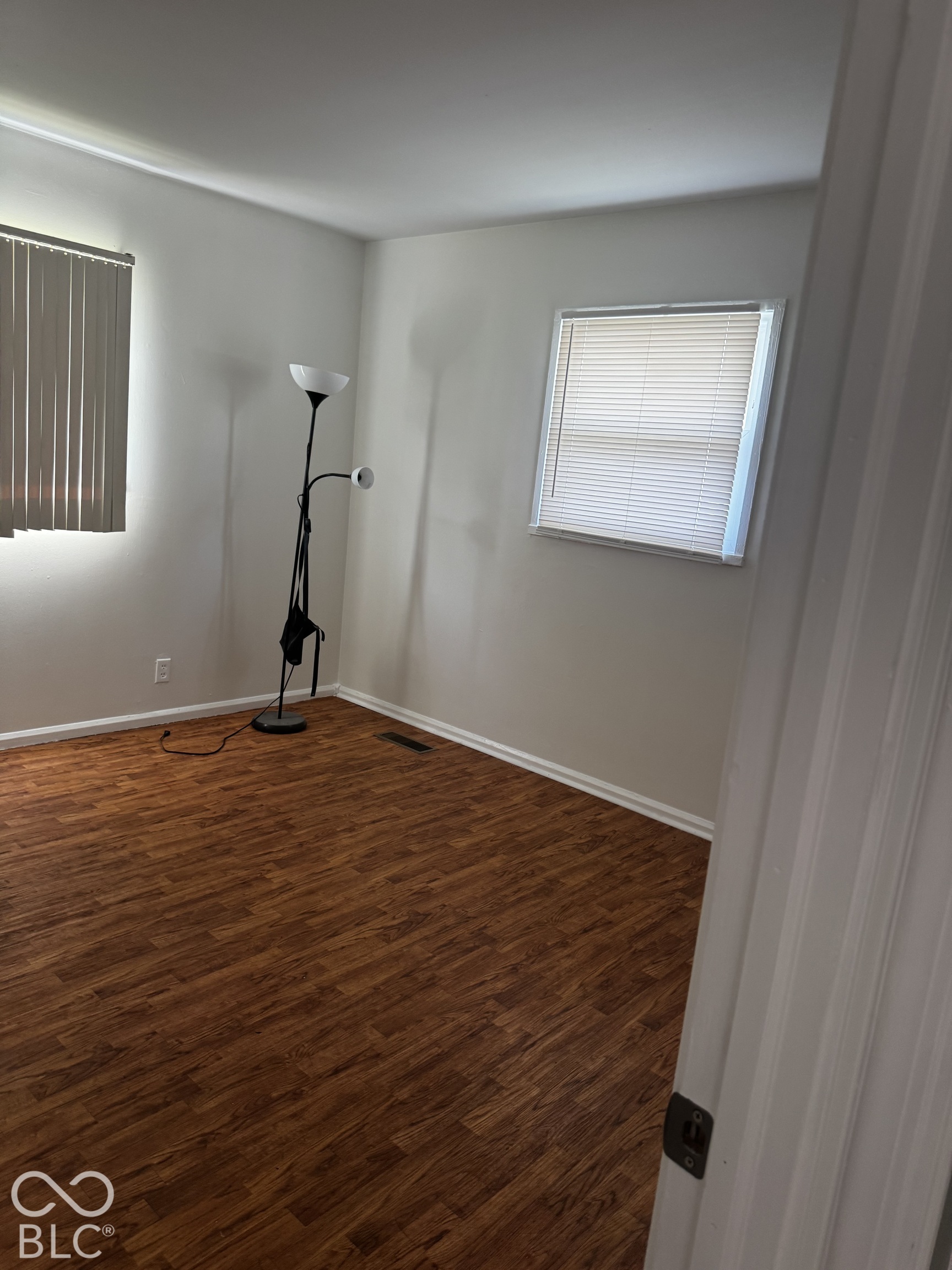 4744 E 32nd Street, Indianapolis, IN, 46218 photo 5 of 11