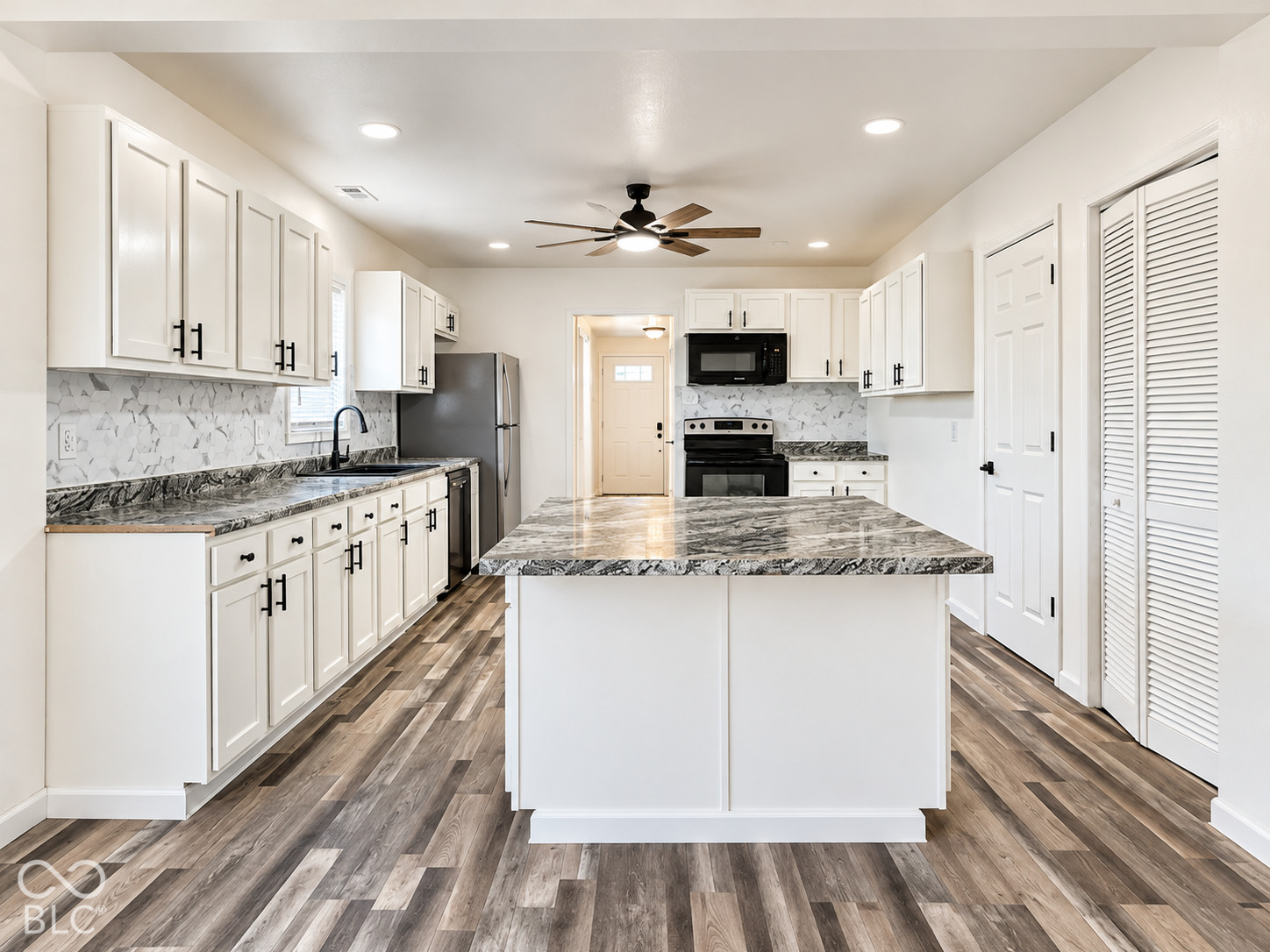 1413 E Gilbert Street, Muncie, IN, 47305 photo 5 of 26