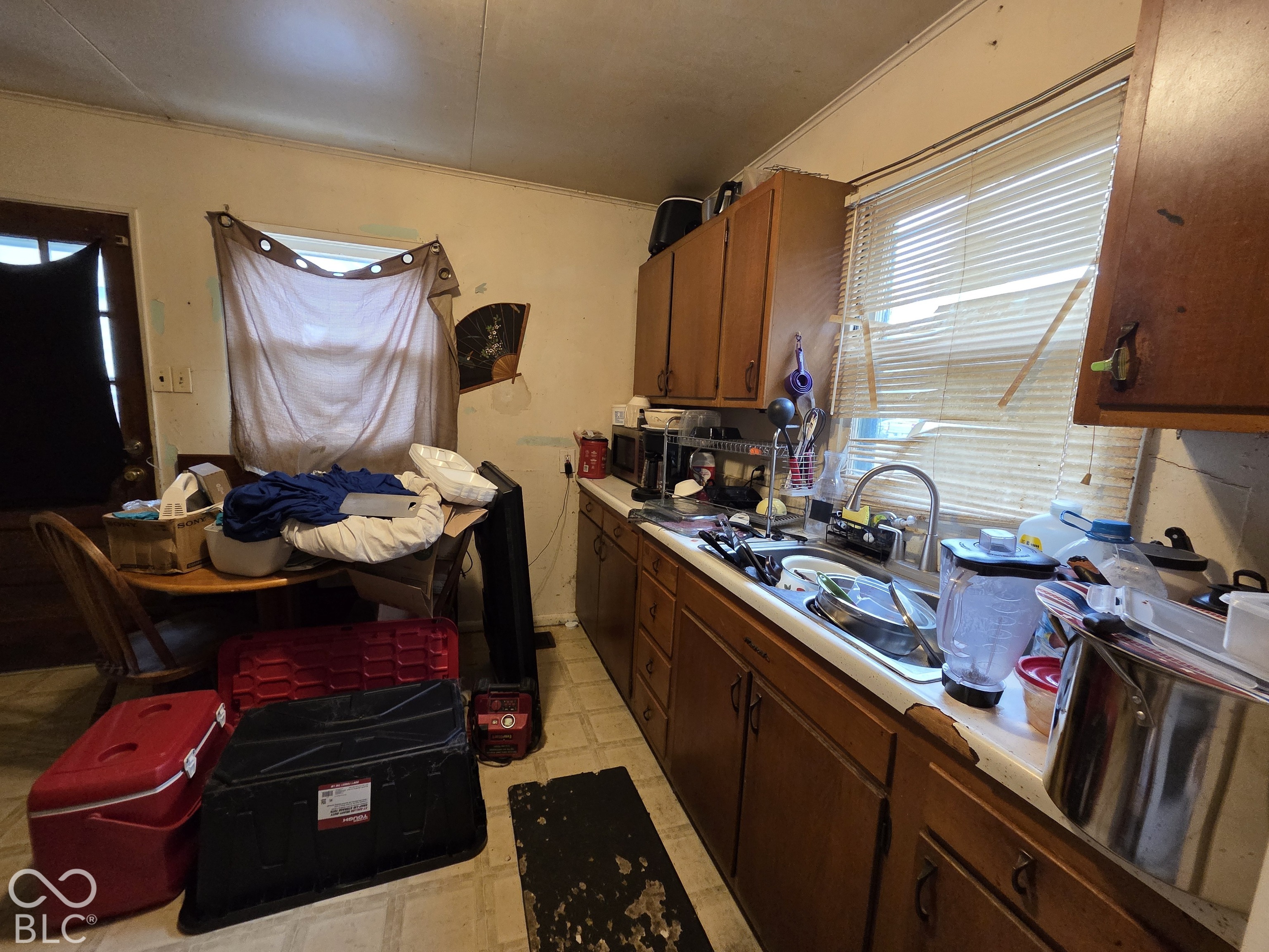2258 N Goodlet Avenue, Indianapolis, IN, 46222 photo 5 of 12