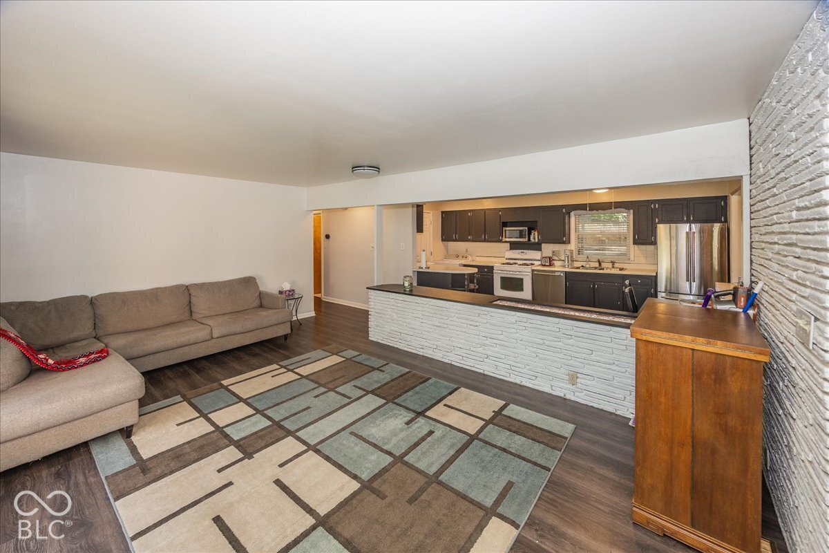 5602 Kingsley Drive, Indianapolis, IN, 46220 photo 5 of 19