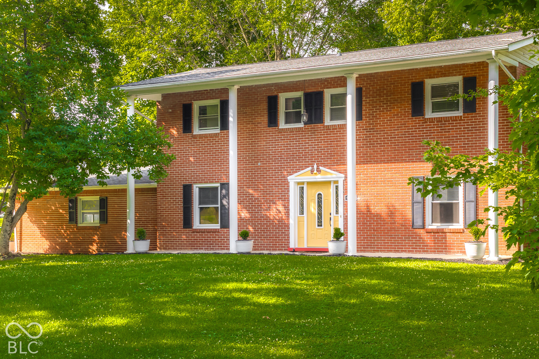 9231 N Cherry Hills Drive, Columbus, IN, 47201 photo 5 of 83