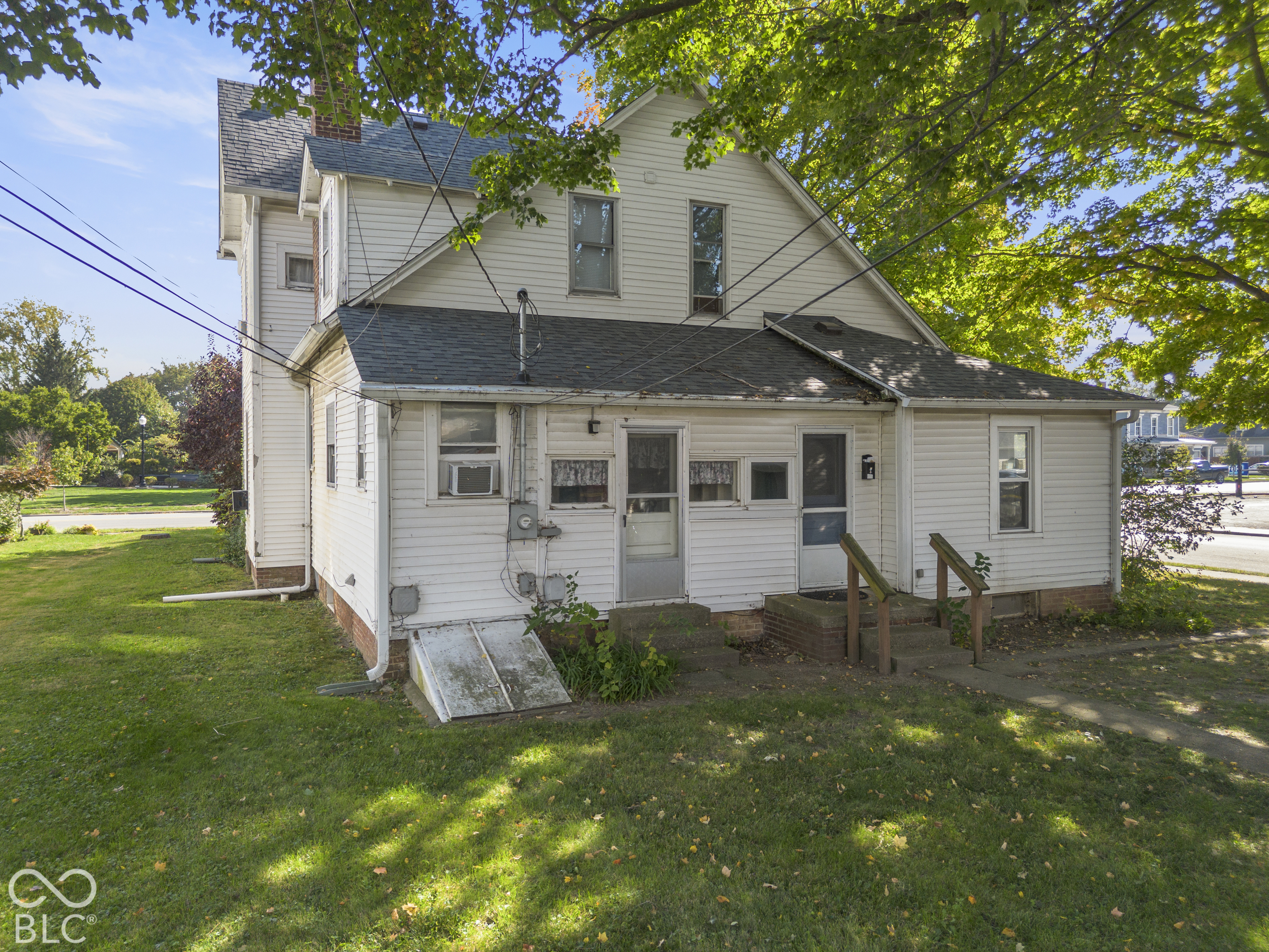 397 S 10th Street, Noblesville, IN, 46060 photo 5 of 20