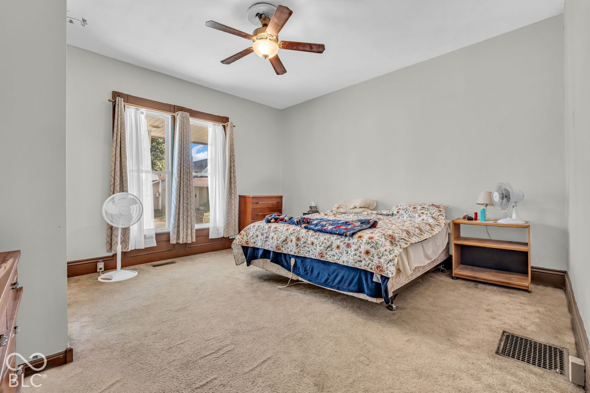 634 Hutchins Avenue, Columbus, IN, 47201 photo 5 of 30