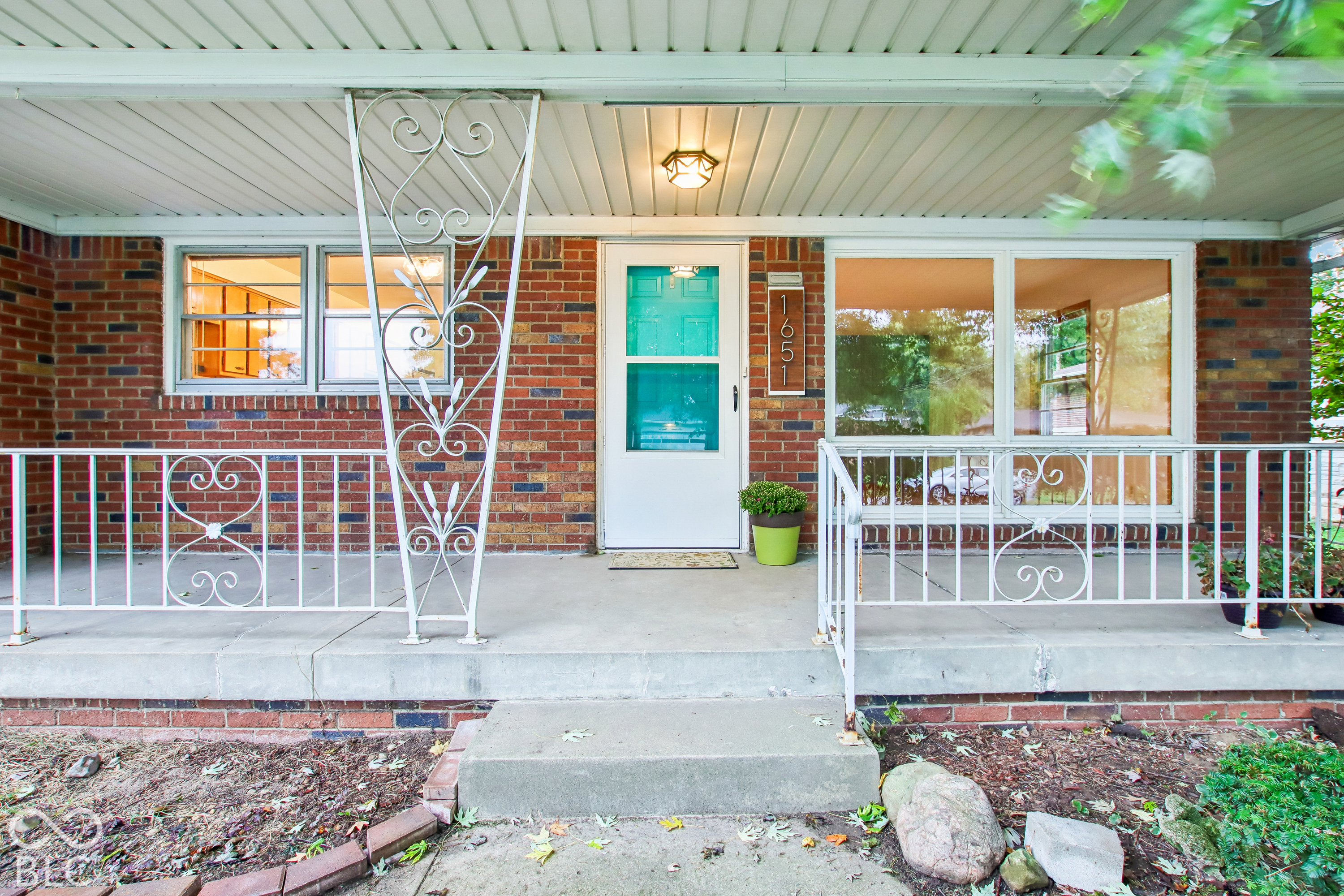 1651 Desoto Lane, Indianapolis, IN, 46224 photo 5 of 39