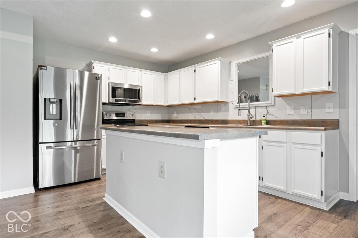 9157 Harrison Run Place, Indianapolis, IN, 46256 photo 5 of 41