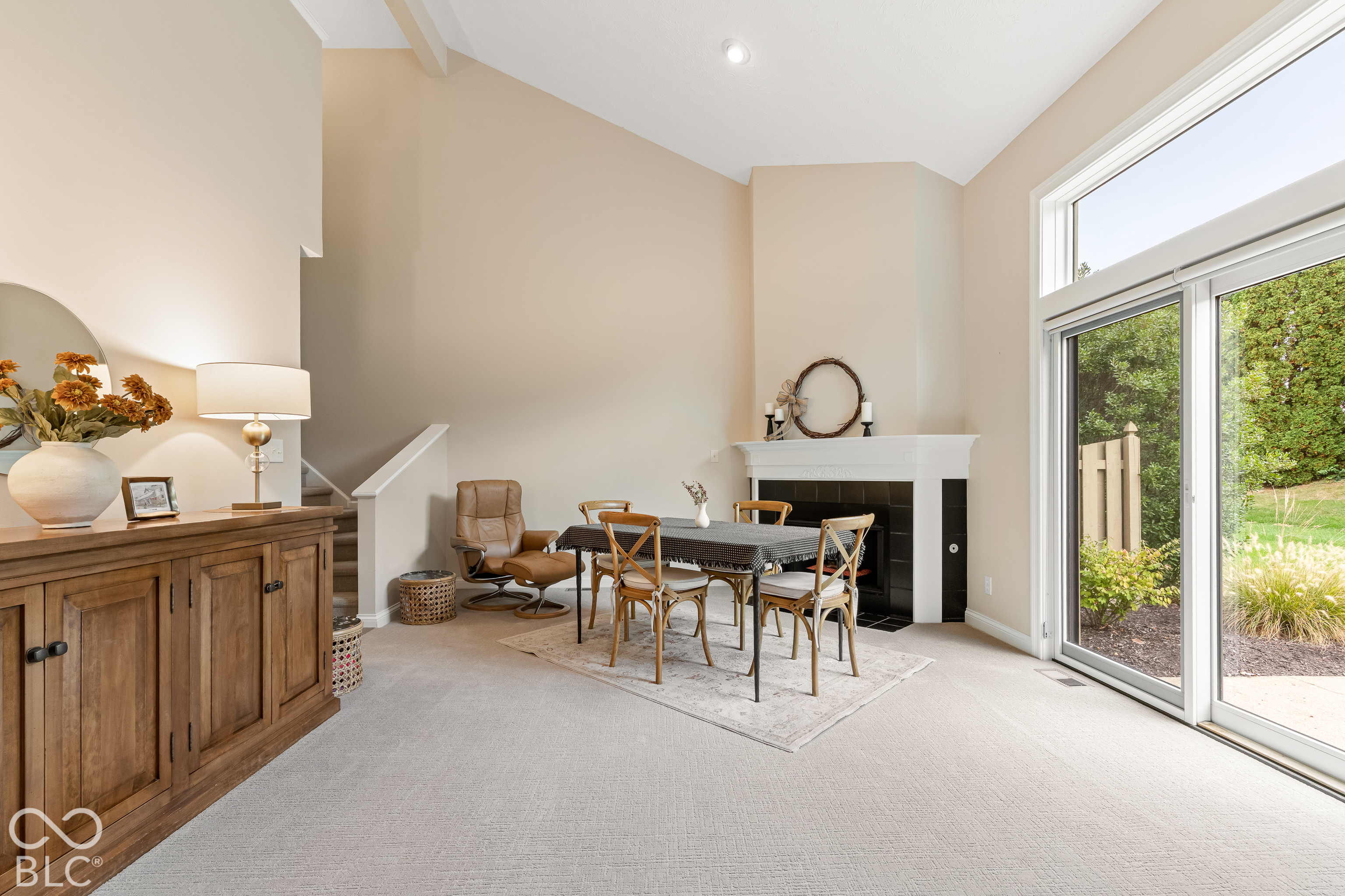 8127 Farmhurst Lane, Indianapolis, IN, 46236 photo 5 of 42