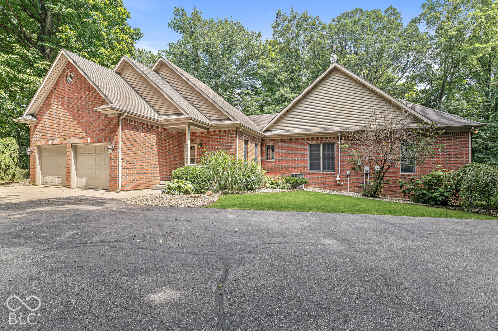1332 S Oak Ridge Lane, Crawfordsville, IN, 47933 photo 5 of 62