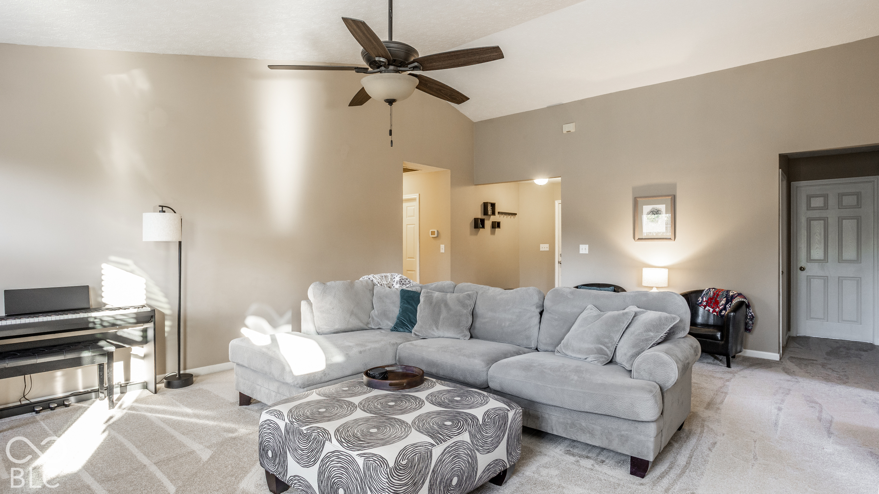 6209 Glebe Circle, Indianapolis, IN, 46237 photo 5 of 26