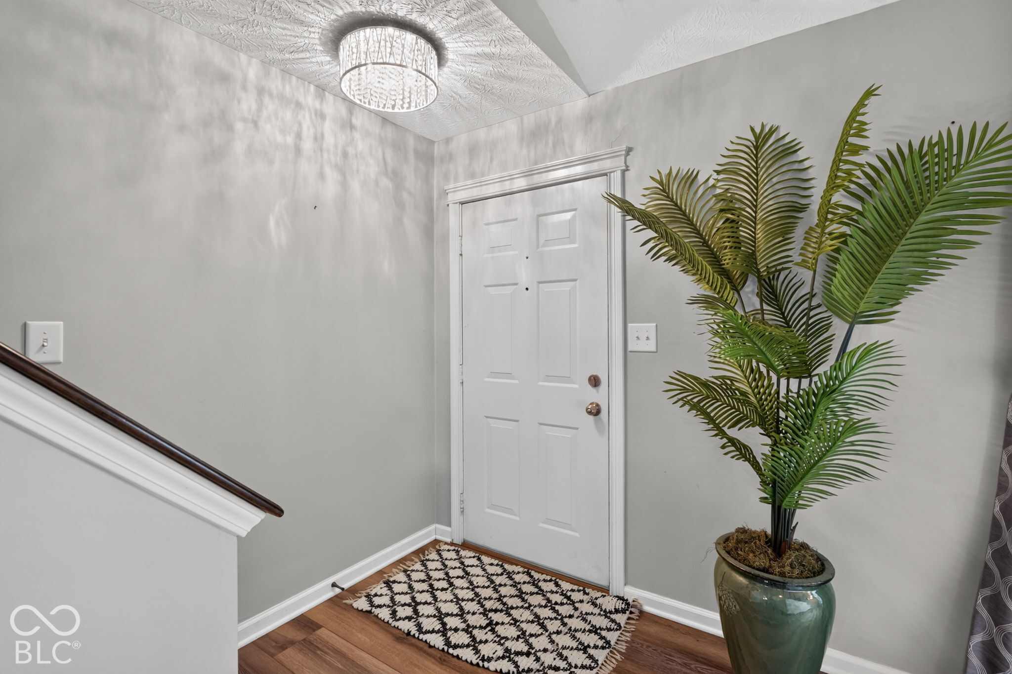12161 Driftstone Drive, Fishers, IN, 46037 photo 5 of 33
