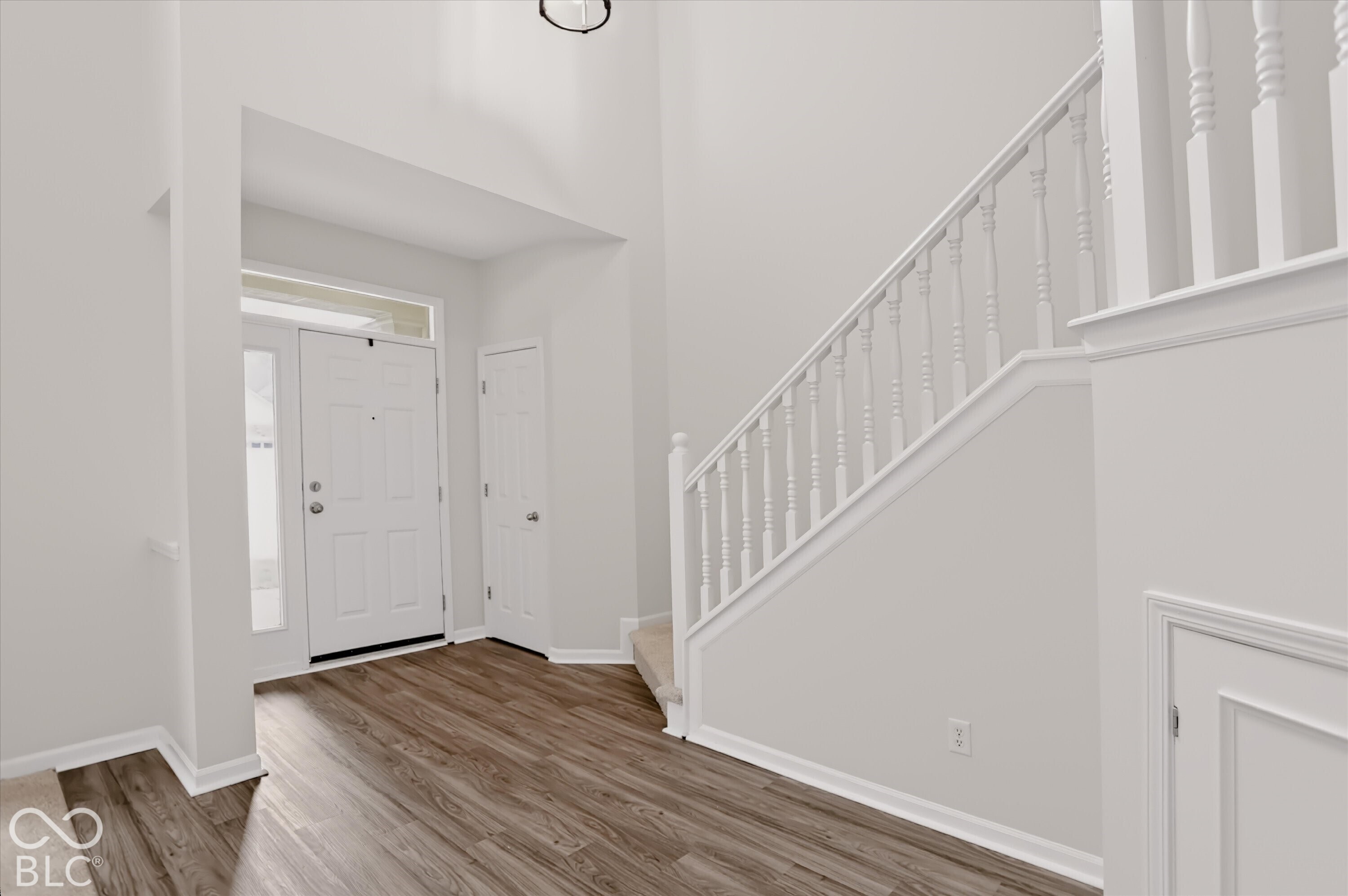 3586 Seminole Drive, Carmel, IN, 46032 photo 5 of 56