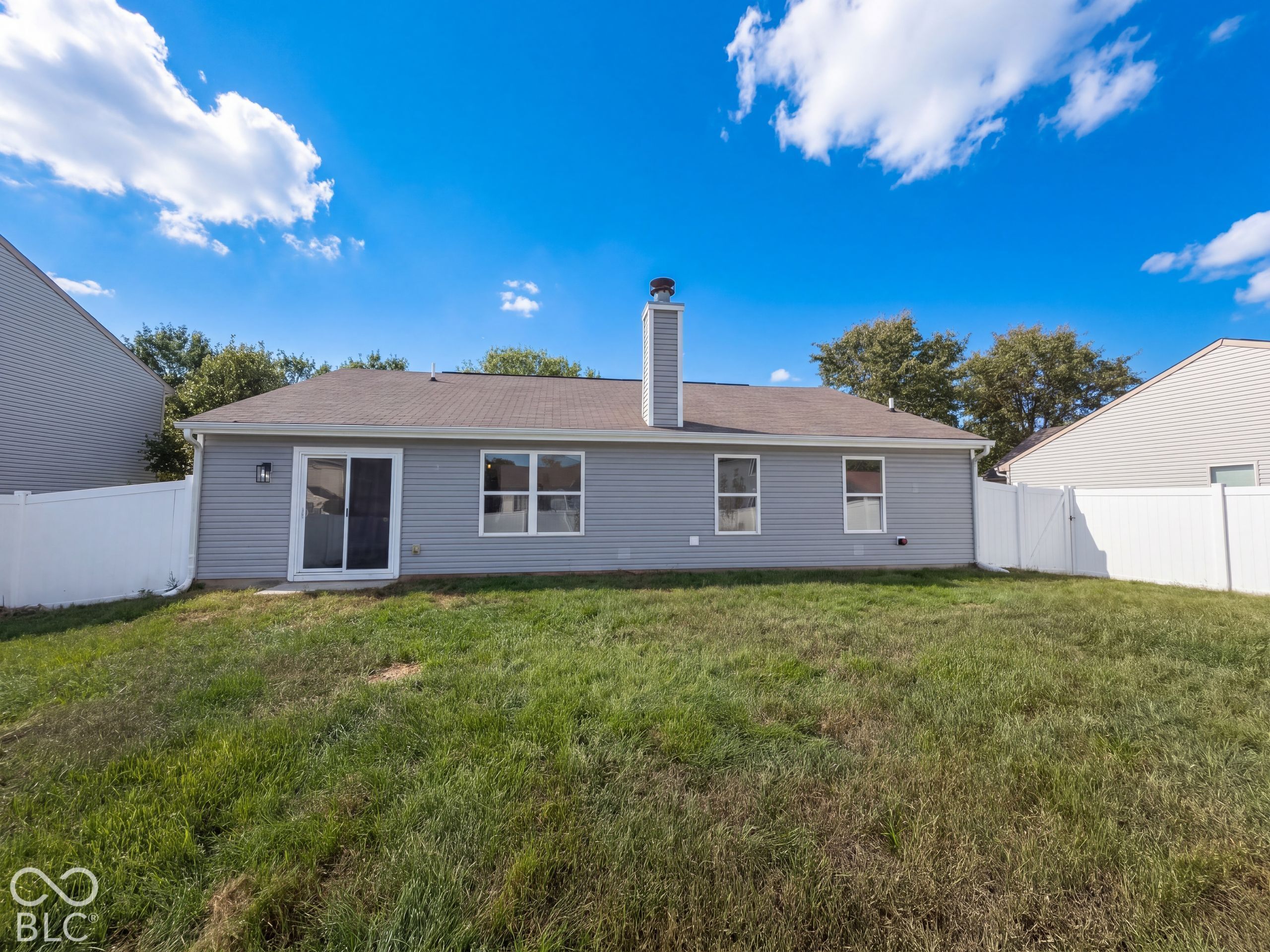 8051 Painted Pony Drive, Indianapolis, IN, 46217 photo 5 of 19