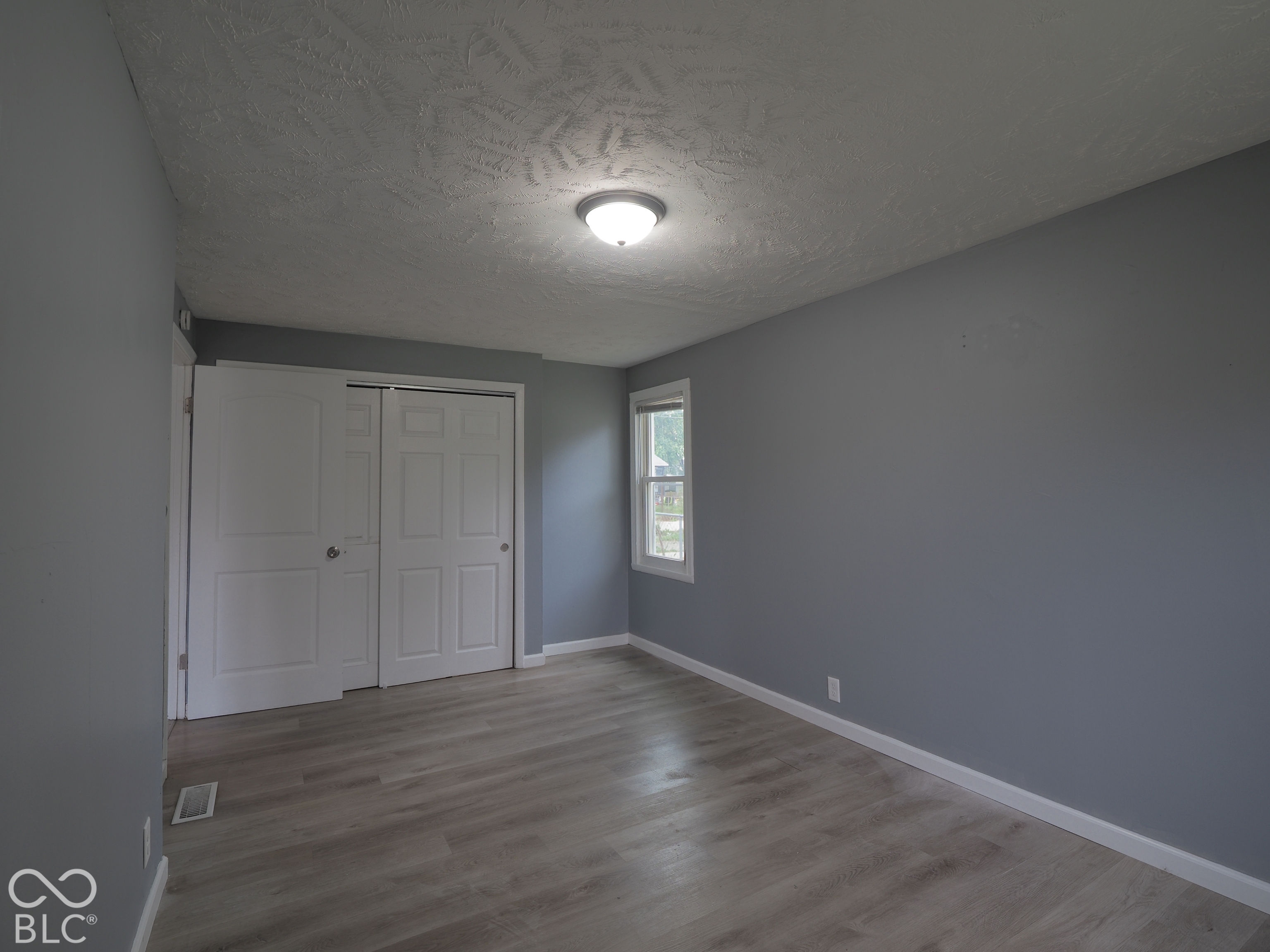 1409 S Jefferson Street, Muncie, IN, 47302 photo 5 of 40