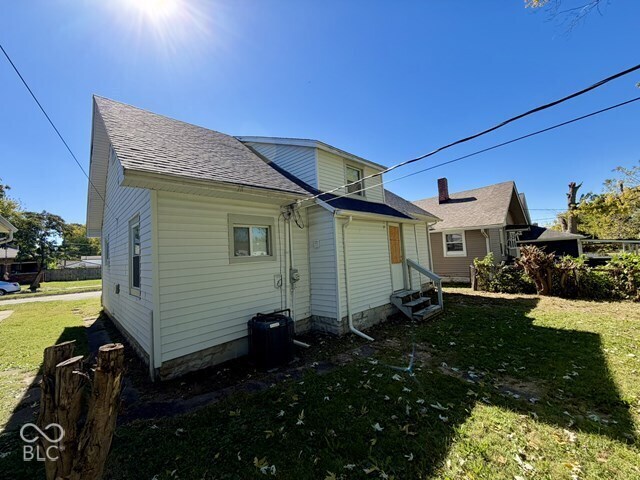 2910 Meredith Avenue, Indianapolis, IN, 46201 photo 5 of 41