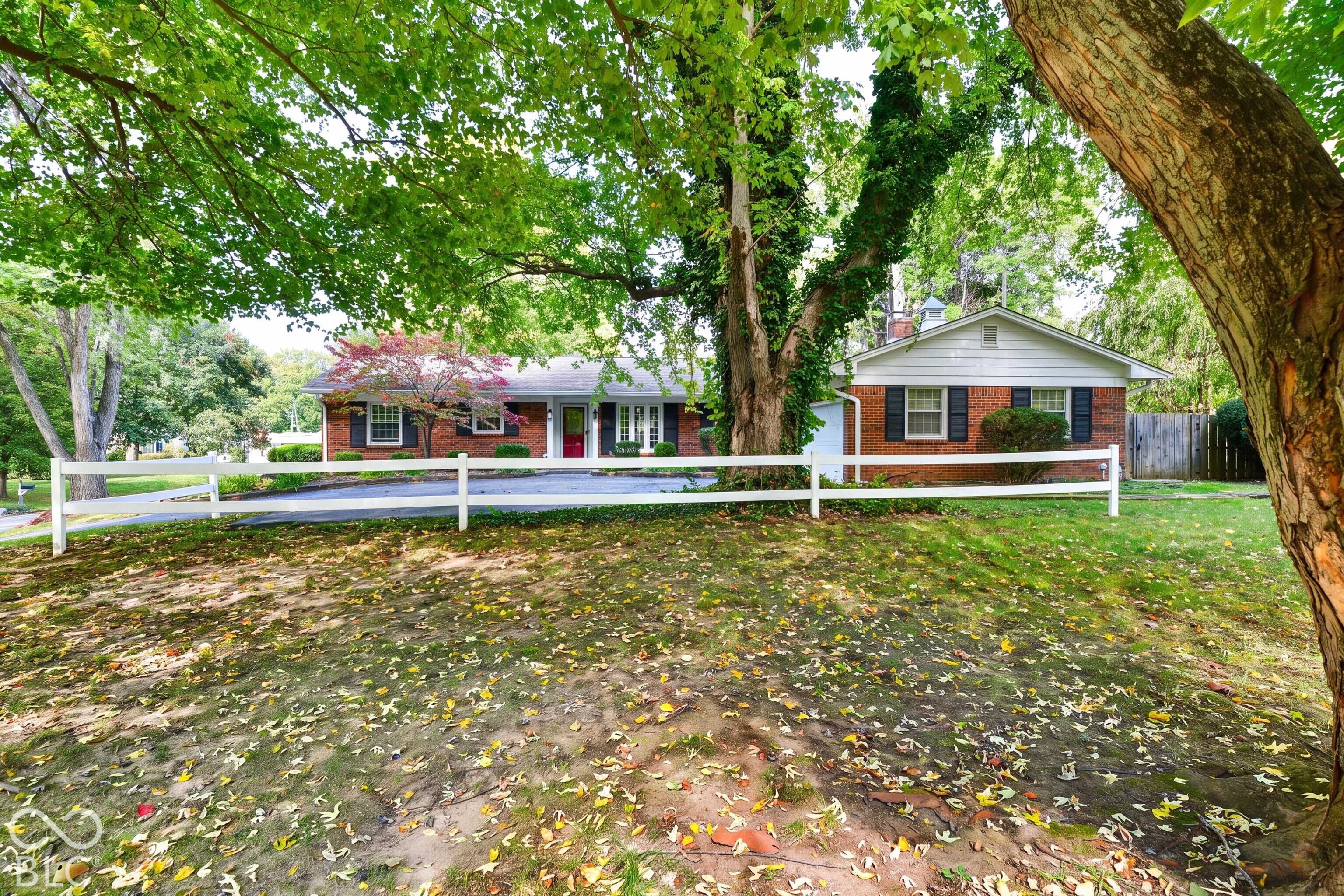 4620 Wyandott Trail, Indianapolis, IN, 46250 photo 5 of 65