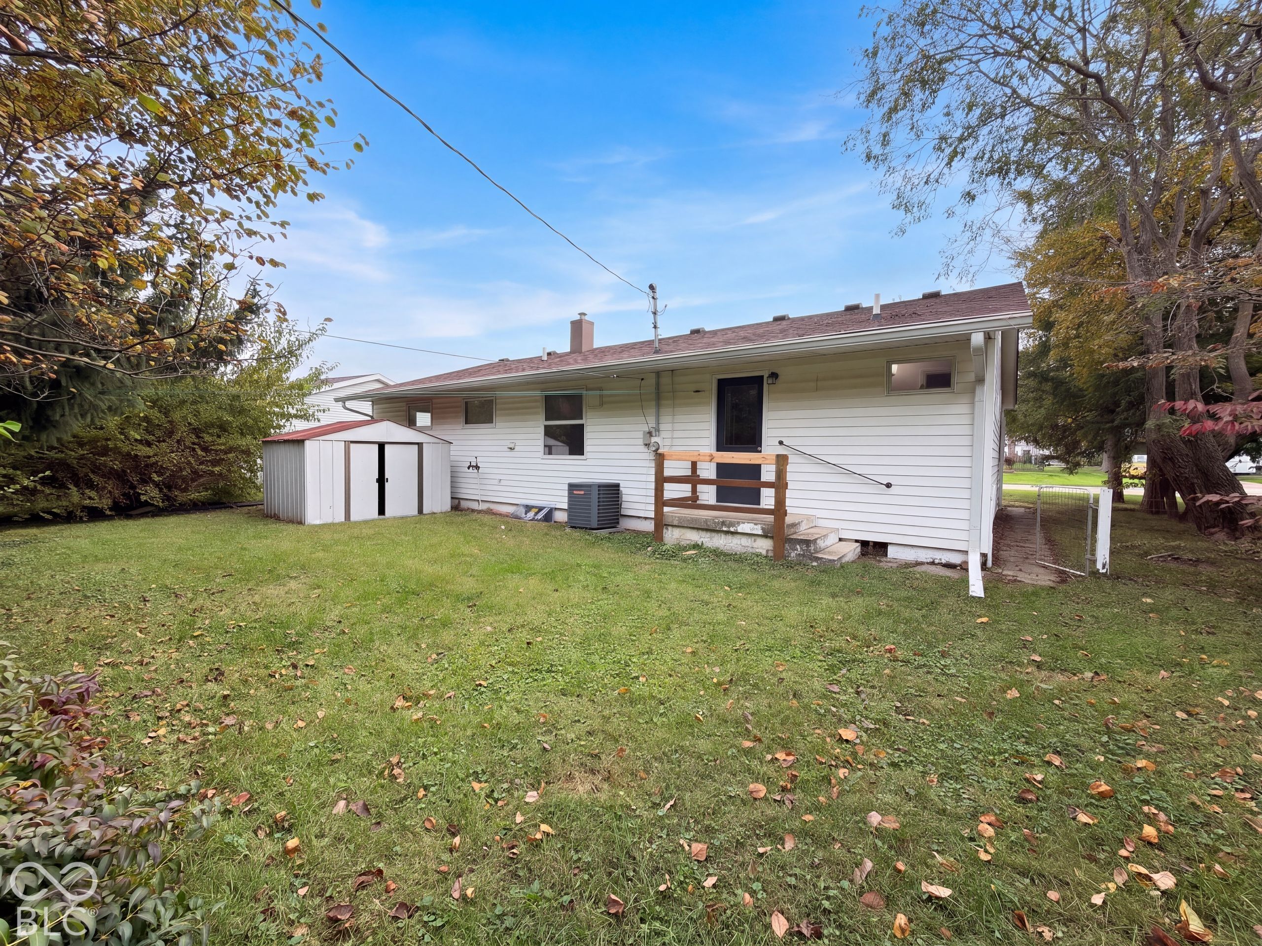 404 Brewer Drive, Greenwood, IN, 46142 photo 5 of 25