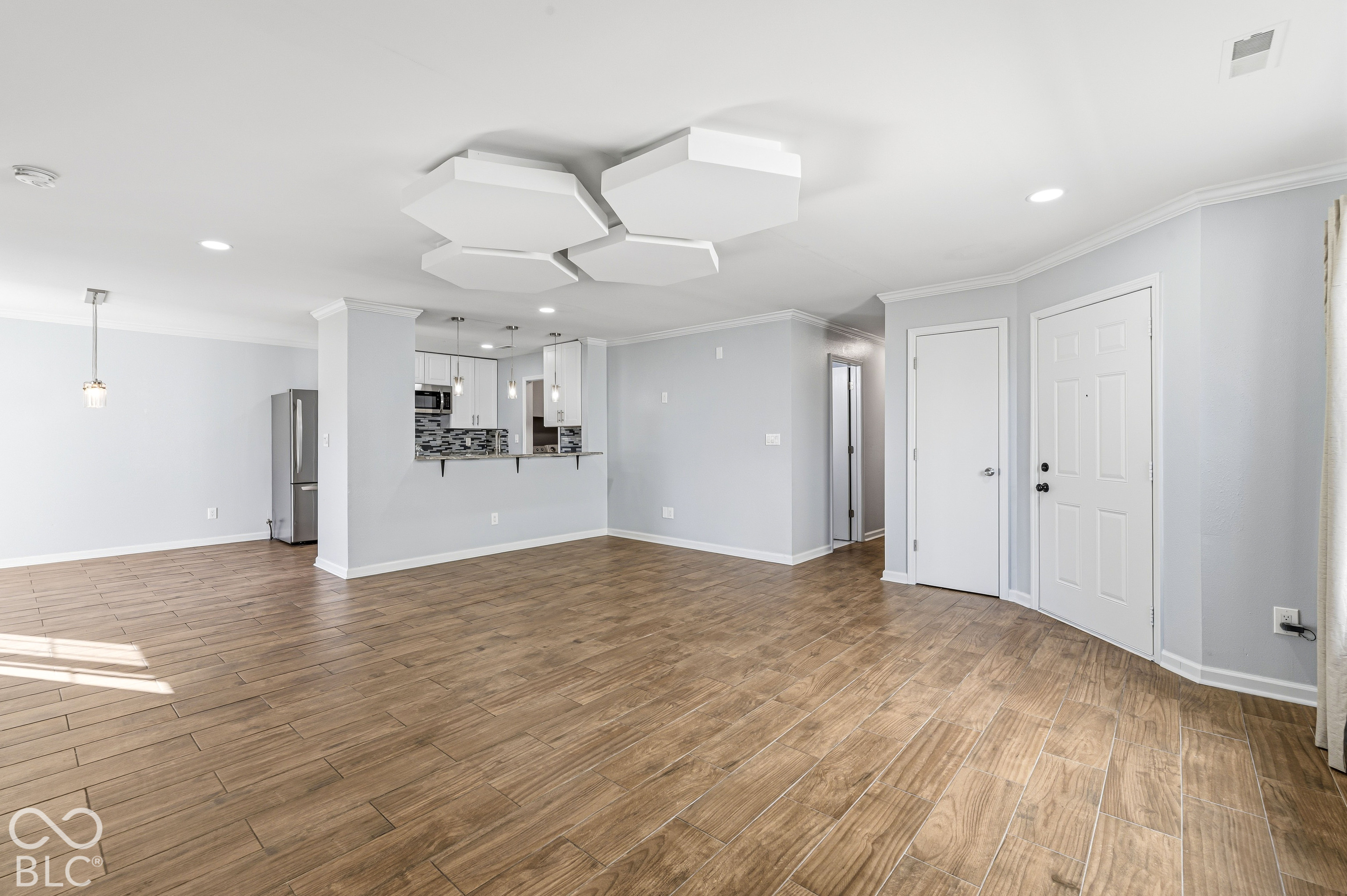 6719 Glenn Meade Drive, Indianapolis, IN, 46241 photo 5 of 14
