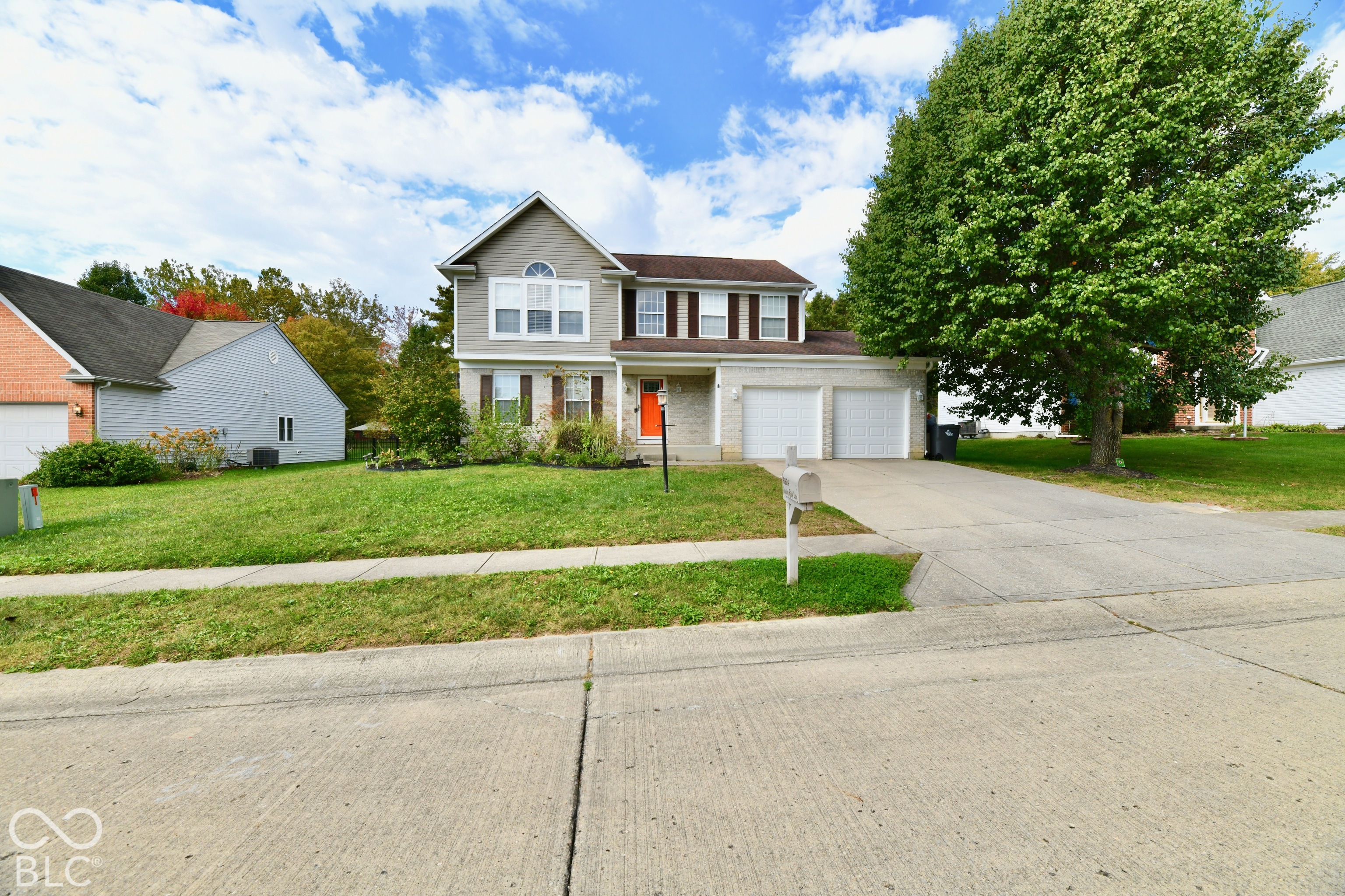 6924 Starkey Ridge Lane, Indianapolis, IN, 46268 photo 5 of 67
