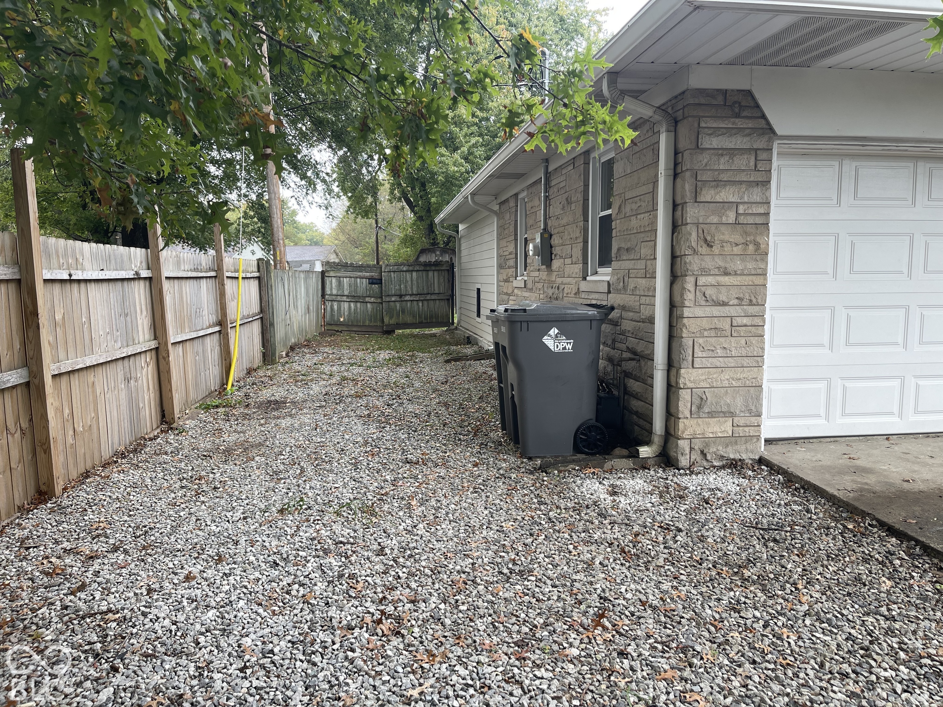 4110 Floyd Drive, Indianapolis, IN, 46221 photo 5 of 47