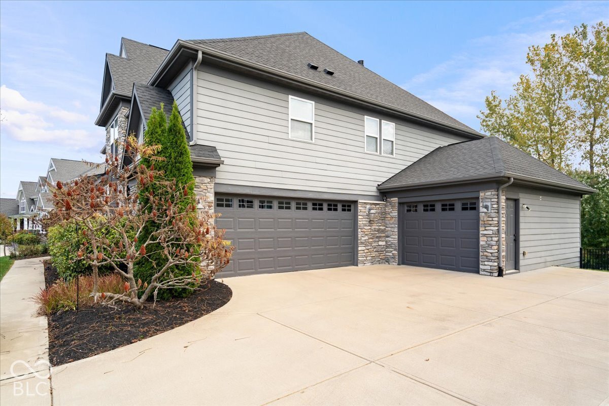 1303 Trifecta Way, Westfield, IN, 46074 photo 5 of 94