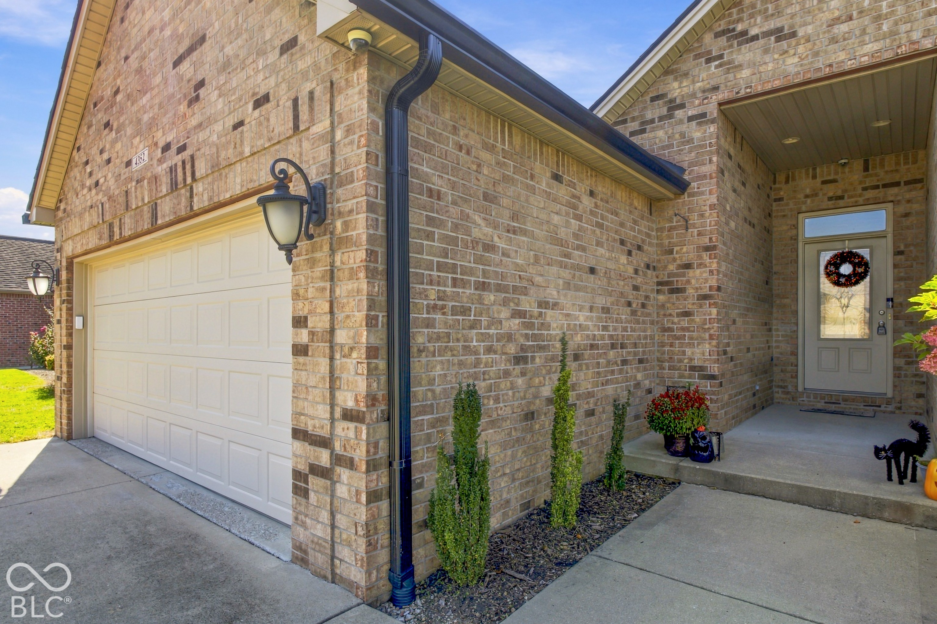 4352 Westminster Place, Columbus, IN, 47201 photo 5 of 44