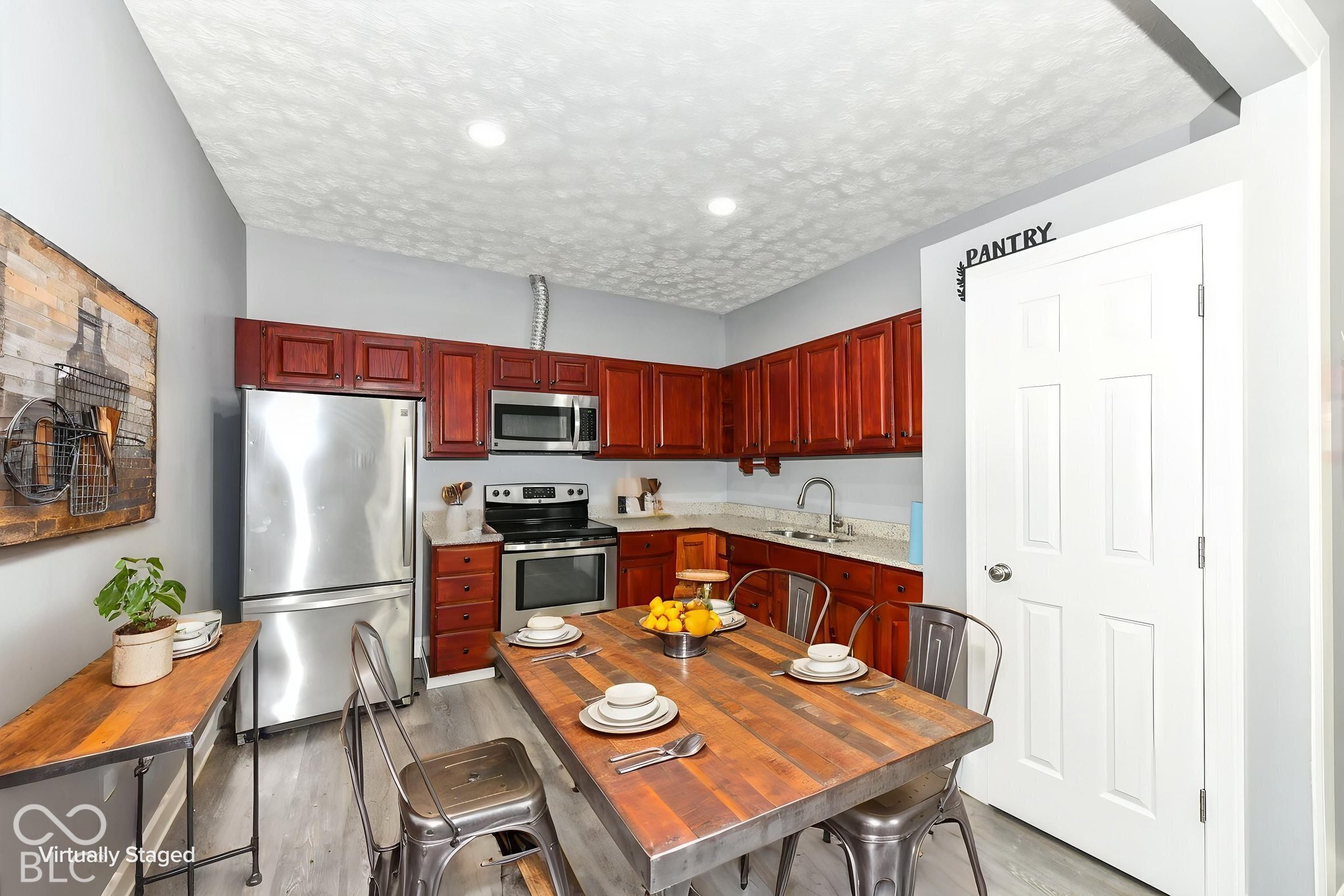 226 Miley Avenue, Indianapolis, IN, 46222 photo 5 of 36