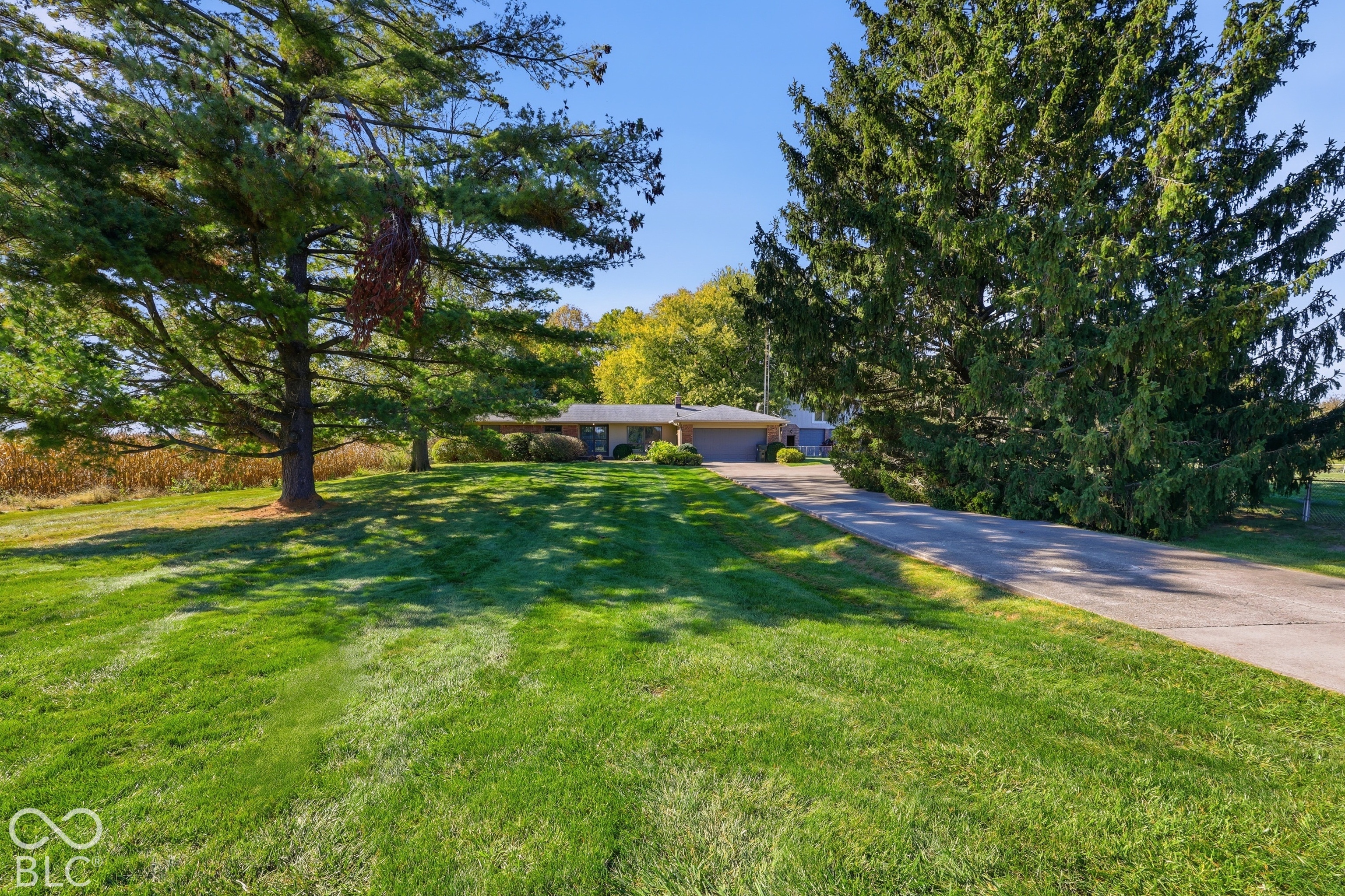 10523 N 300 E, Morristown, IN, 46161 photo 5 of 38