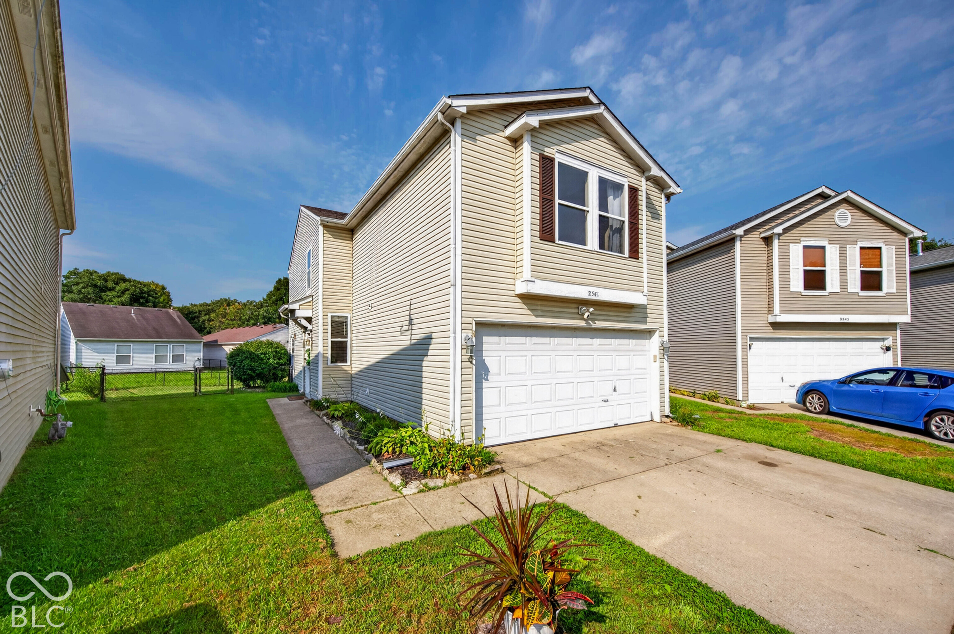 2541 Black Antler Court, Indianapolis, IN, 46217 photo 5 of 51