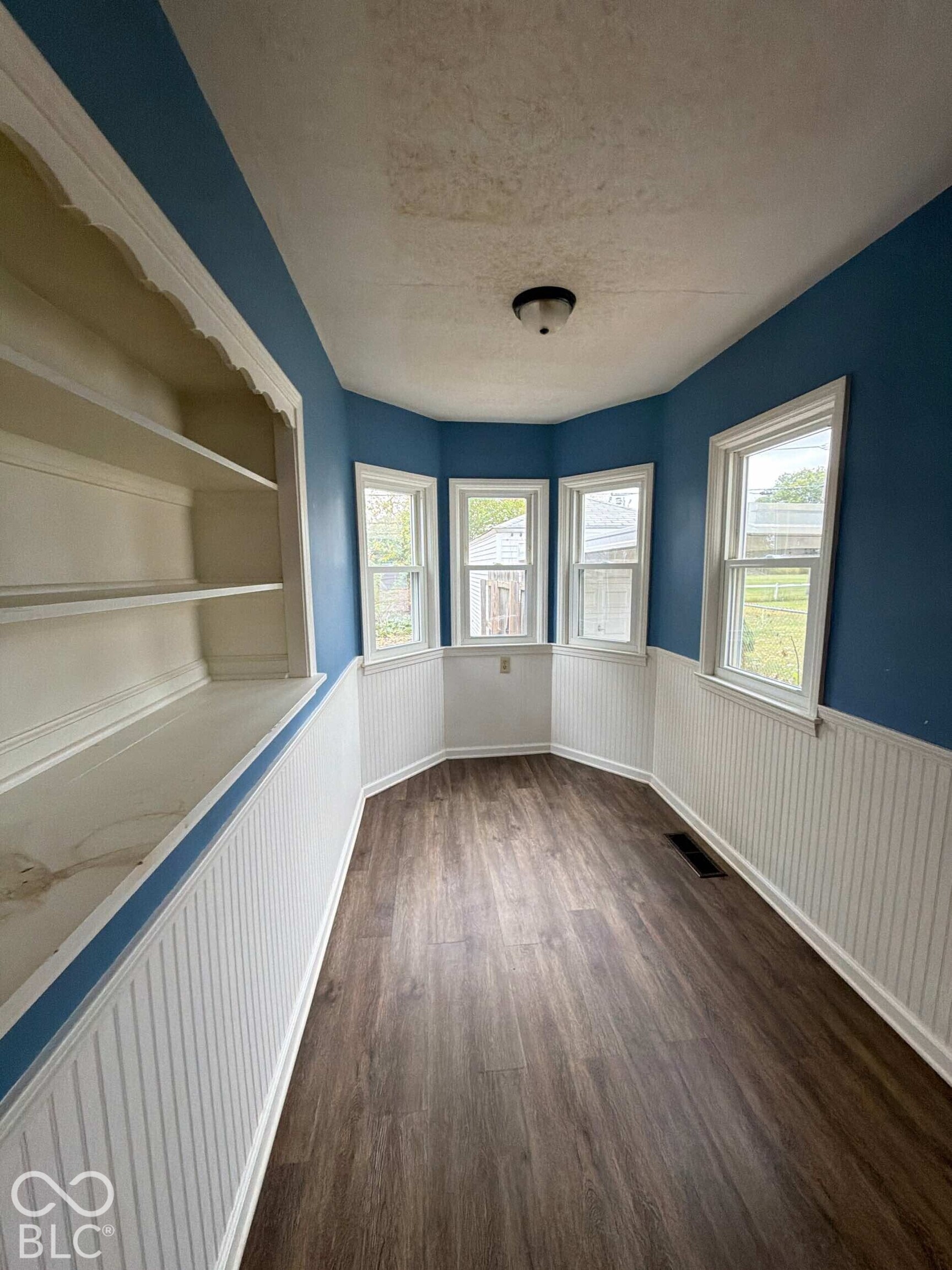 5762 Speedway Drive, Indianapolis, IN, 46224 photo 5 of 8