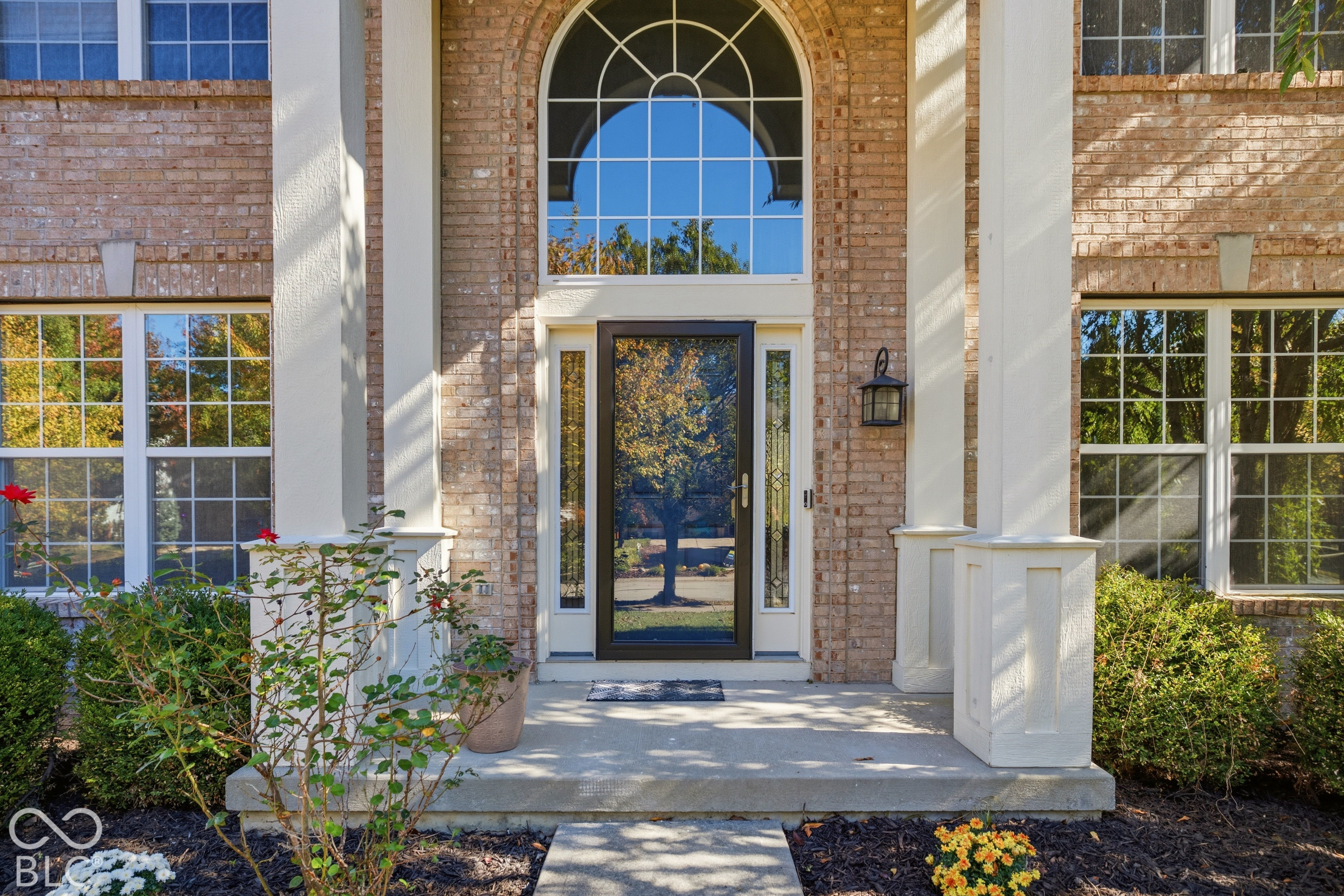 11795 Suncatcher Drive, Fishers, IN, 46037 photo 5 of 56