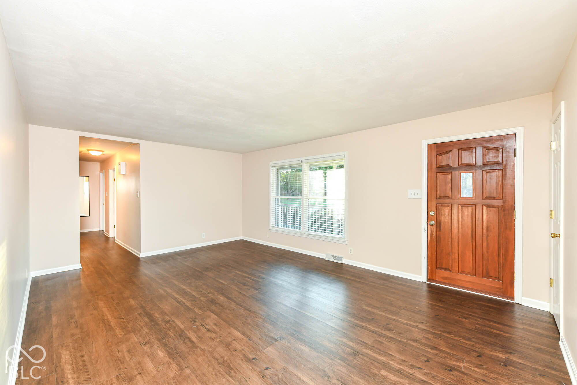 7229 Avalon Trail Court, Indianapolis, IN, 46250 photo 5 of 28