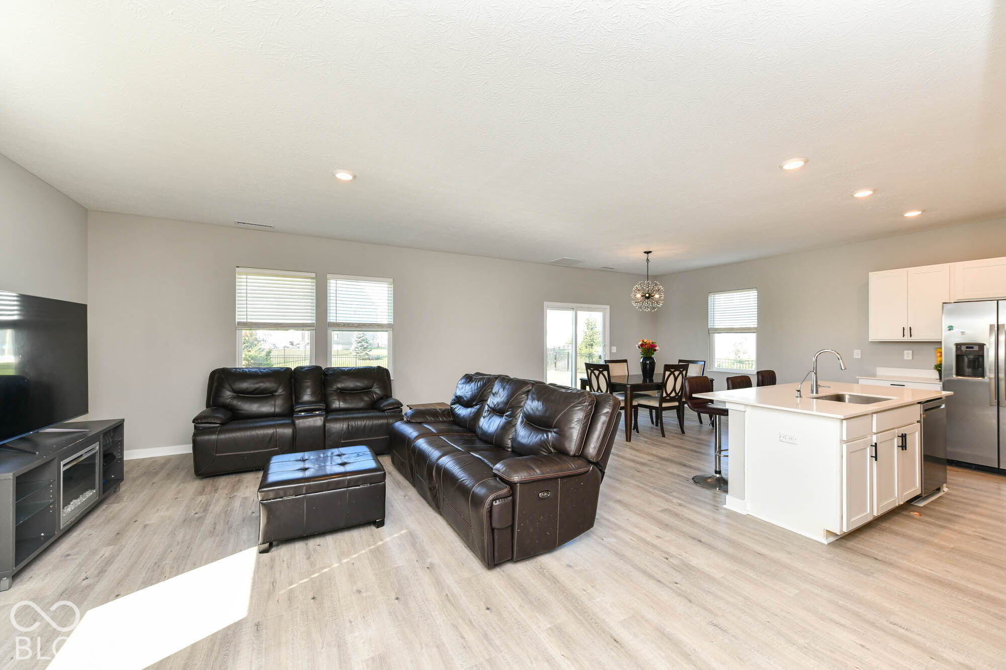 8663 Winton Place, Pendleton, IN, 46064 photo 5 of 33