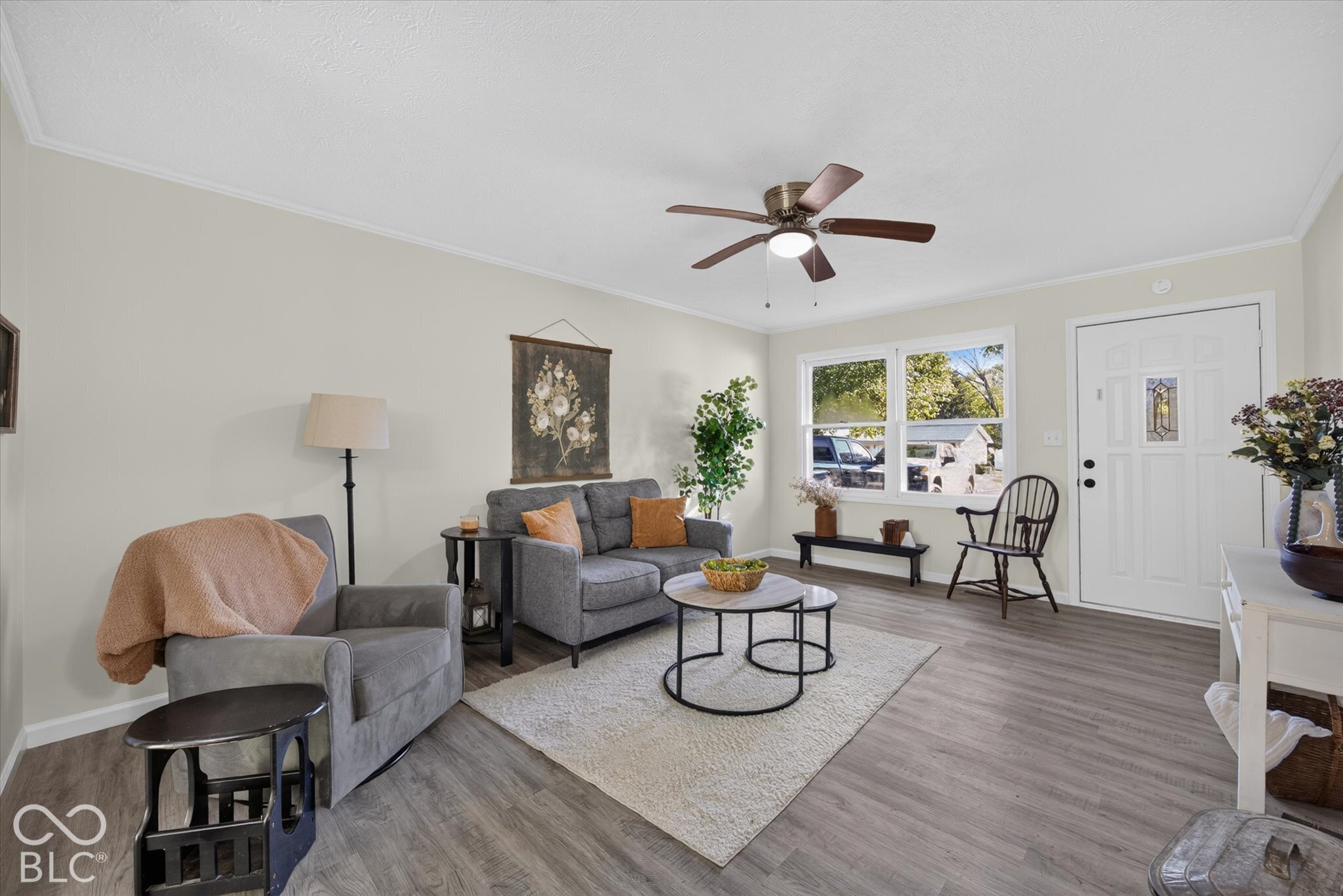 546 10th Street NW, Linton, IN, 47441 photo 5 of 35