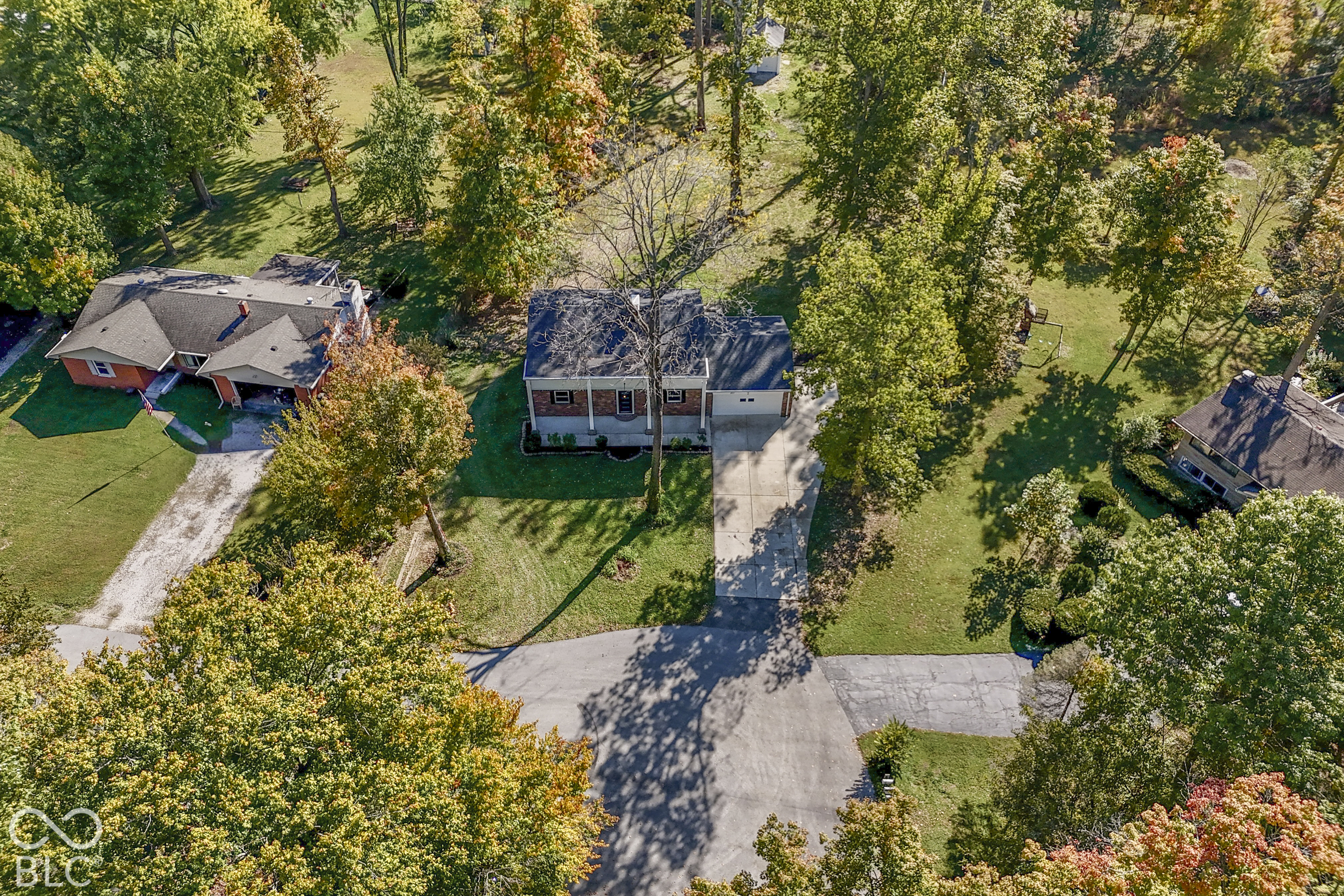 821 Merry Lane, Greenwood, IN, 46142 photo 5 of 66