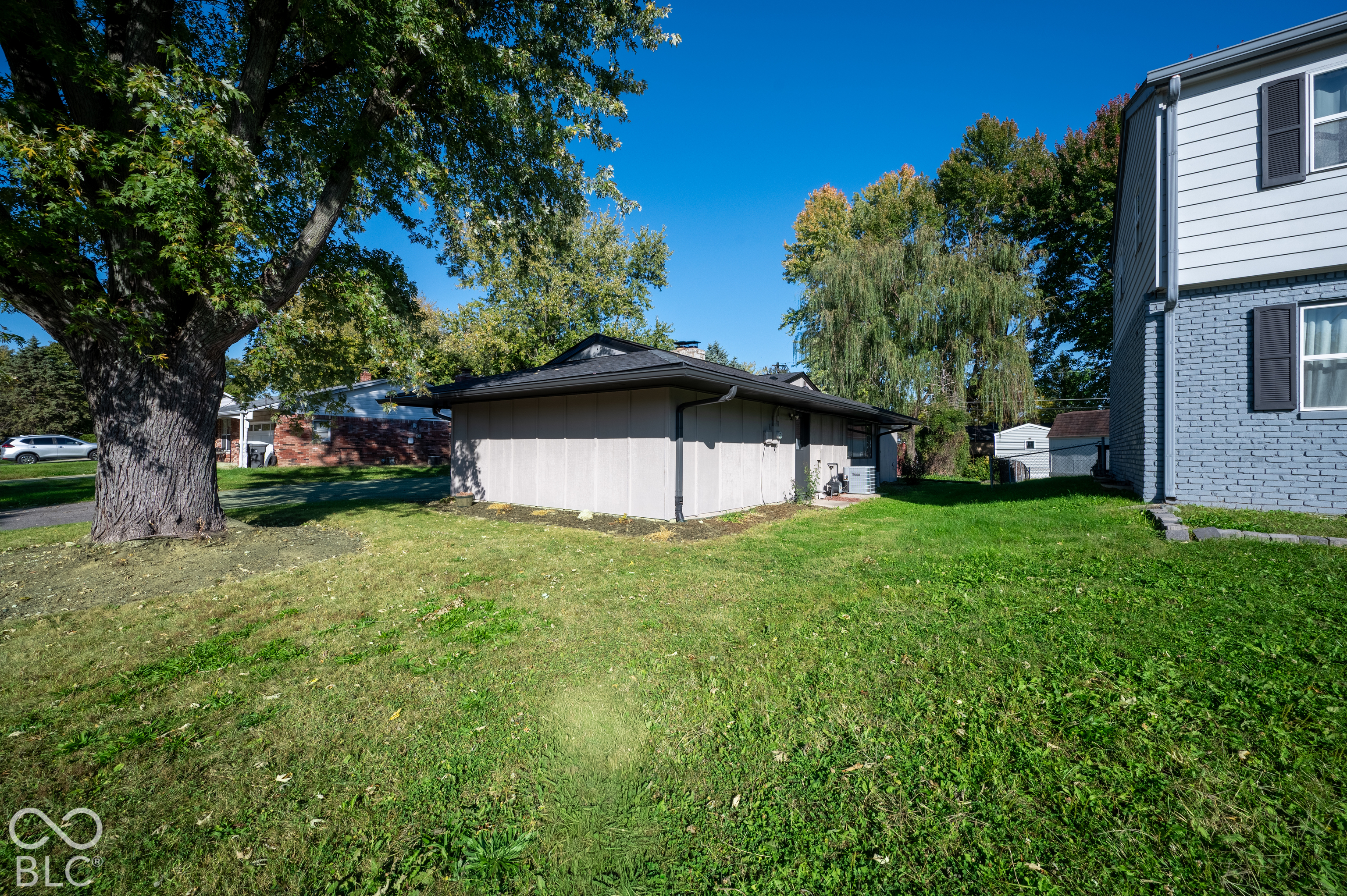 3225 Arbutus Drive, Indianapolis, IN, 46224 photo 5 of 38