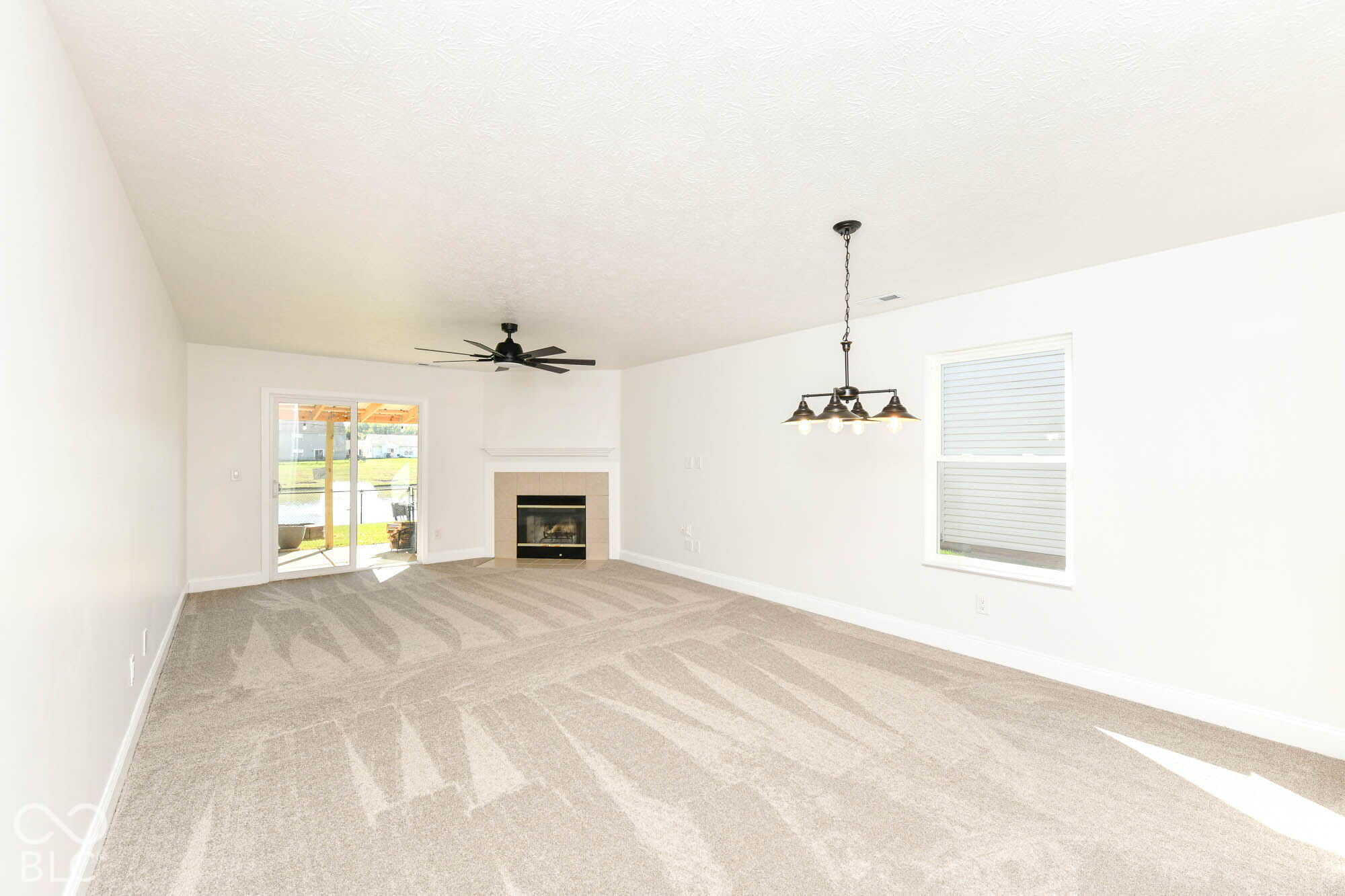 8123 Little River Lane, Indianapolis, IN, 46239 photo 5 of 31