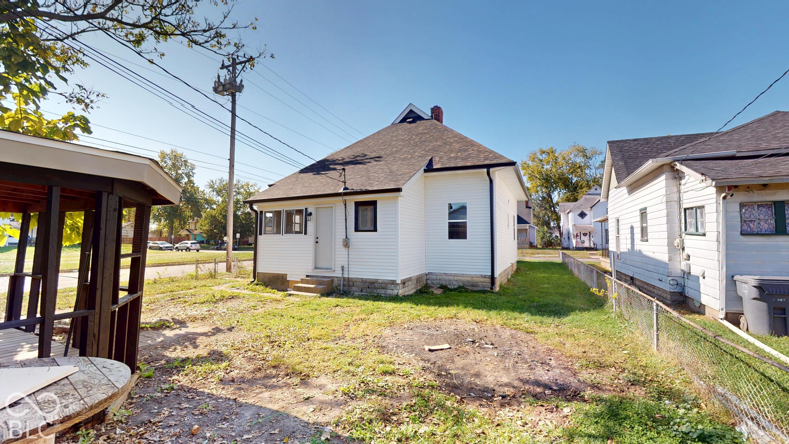 2226 Fletcher, Anderson, IN, 46016 photo 5 of 42