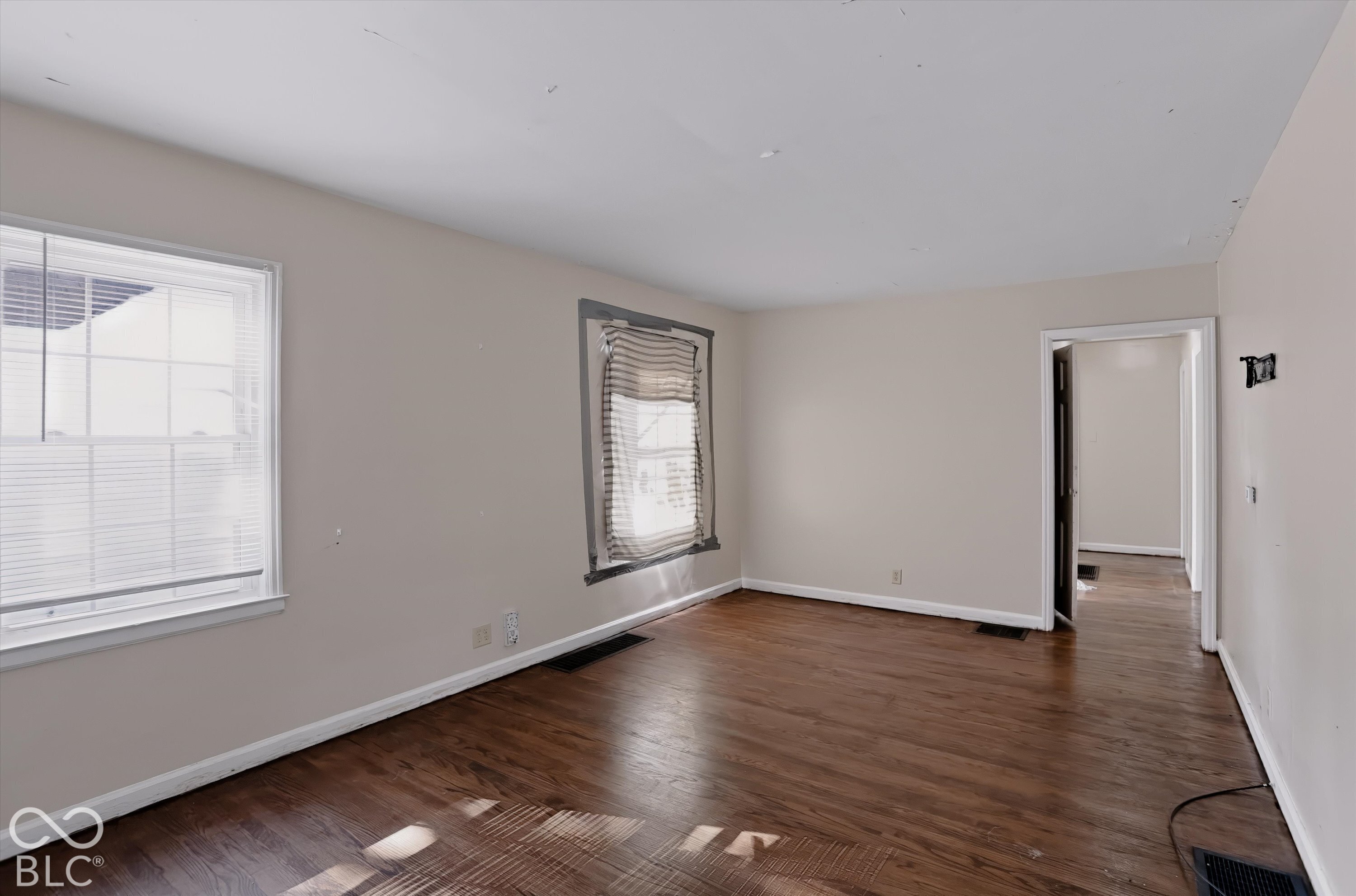 3436 N Temple Avenue, Indianapolis, IN, 46218 photo 5 of 27