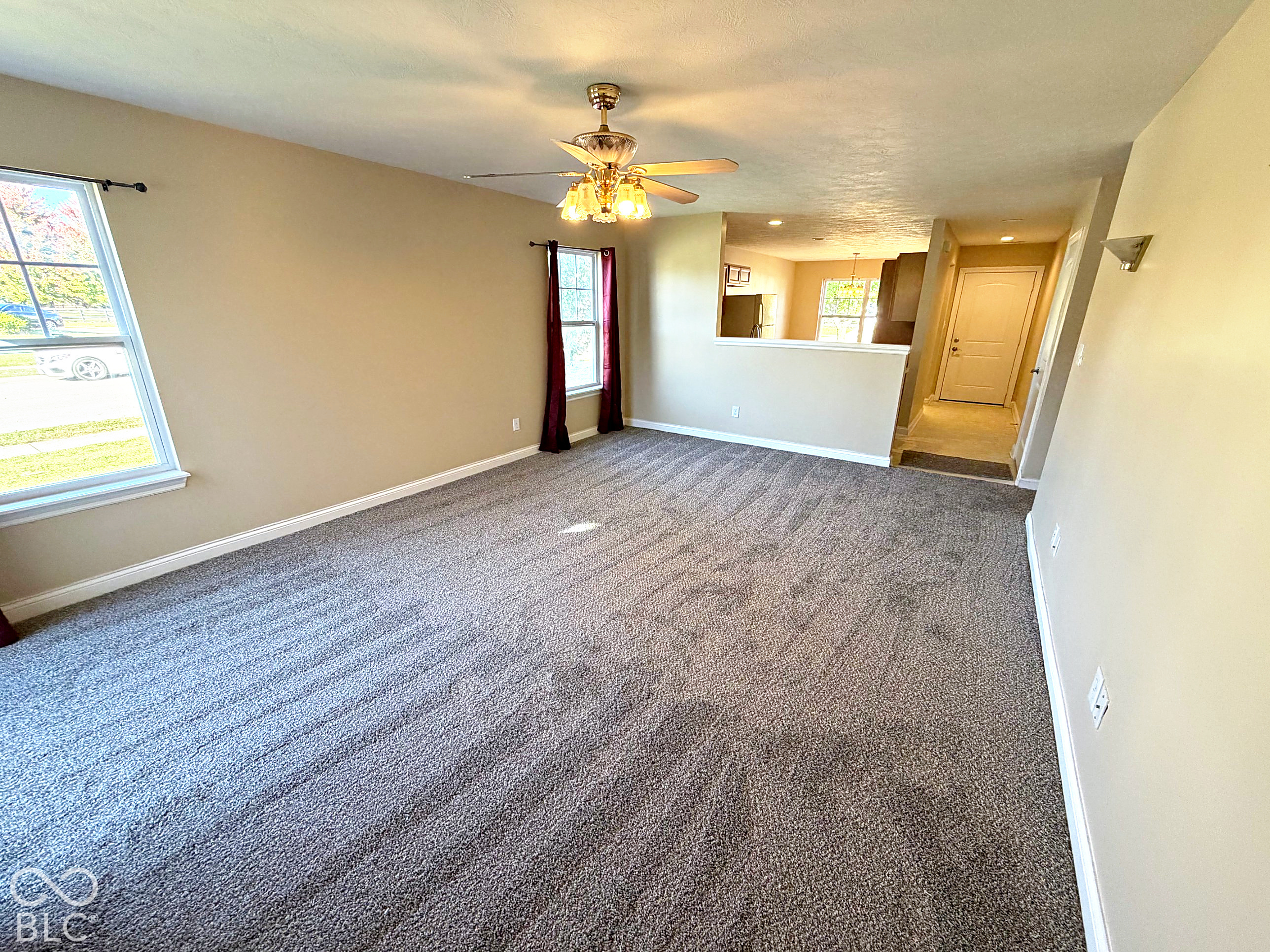 10807 Woods Drive, Ingalls, IN, 46048 photo 5 of 20