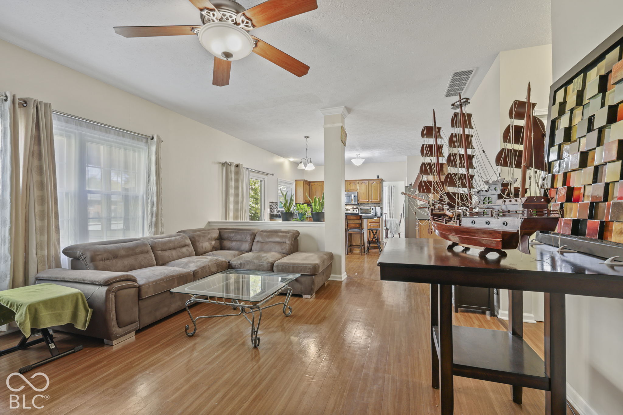 10331 Foxwood Drive W, Indianapolis, IN, 46280 photo 5 of 45