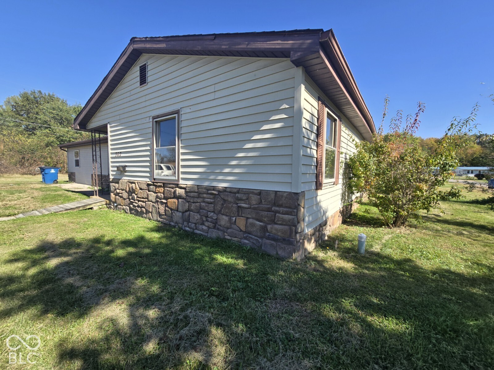 302 E Neal Street, Jasonville, IN, 47438 photo 5 of 15