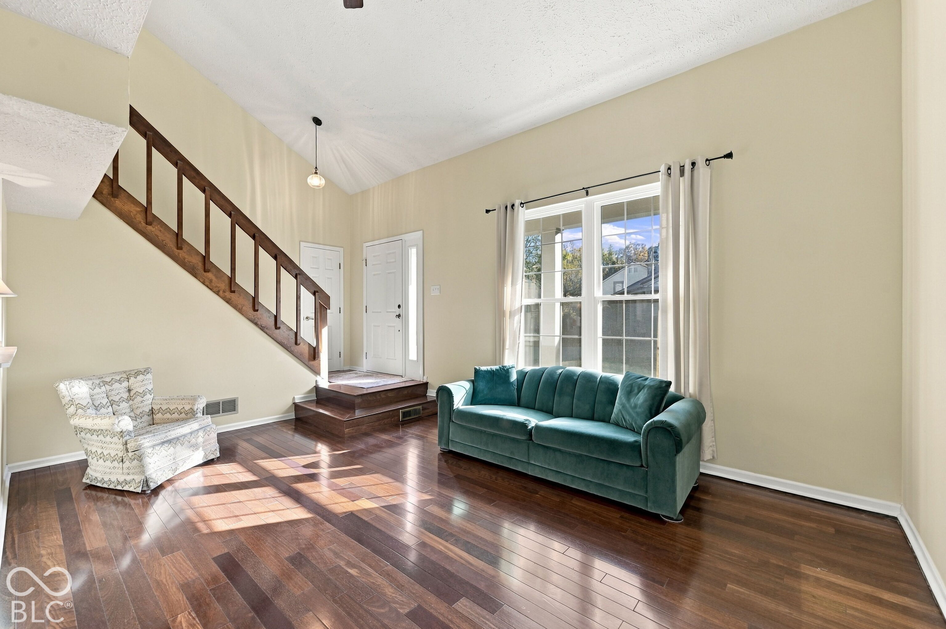 7909 Hunters Path, Indianapolis, IN, 46214 photo 5 of 22