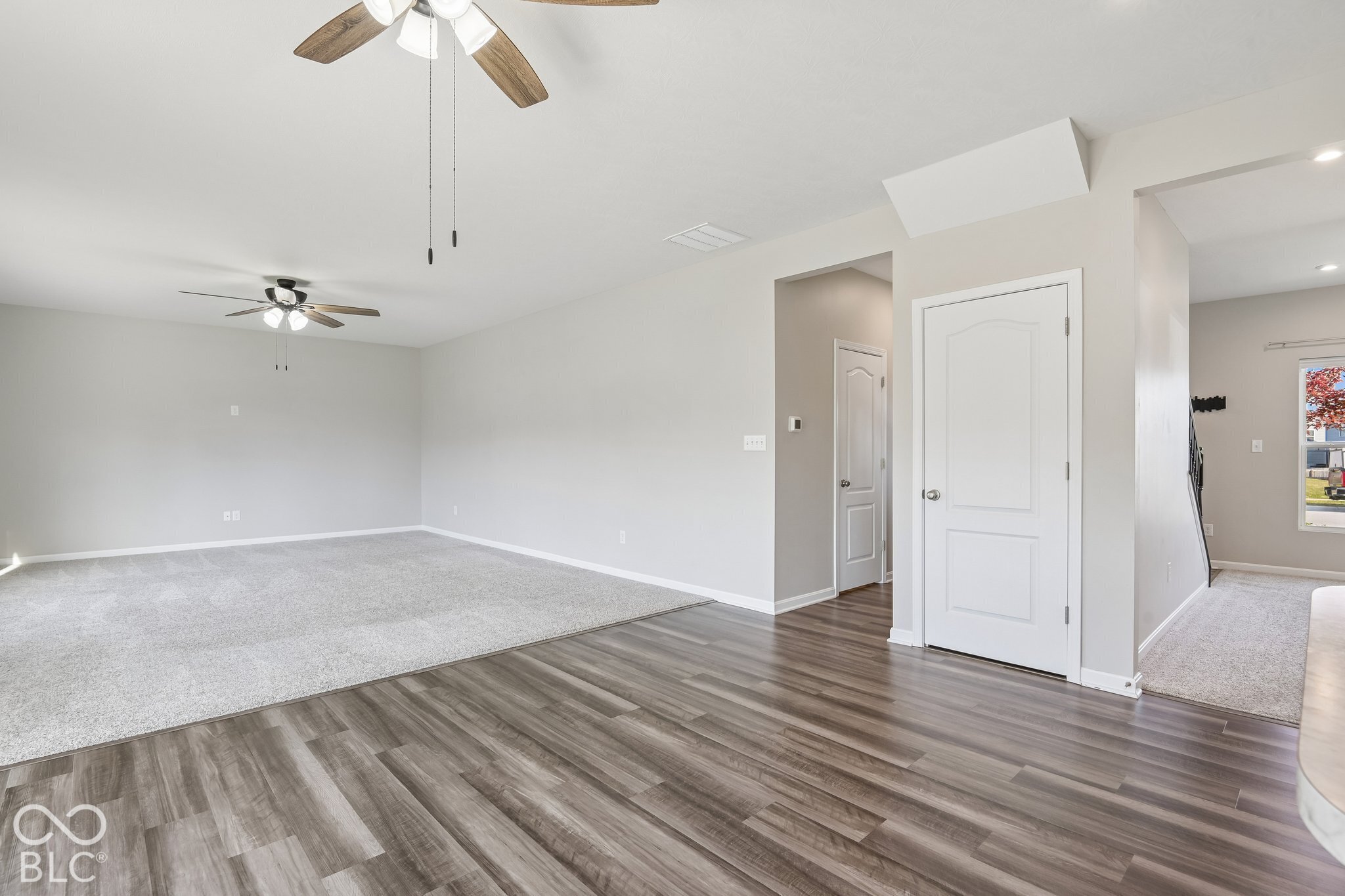9707 Violet Circle, Indianapolis, IN, 46239 photo 5 of 43