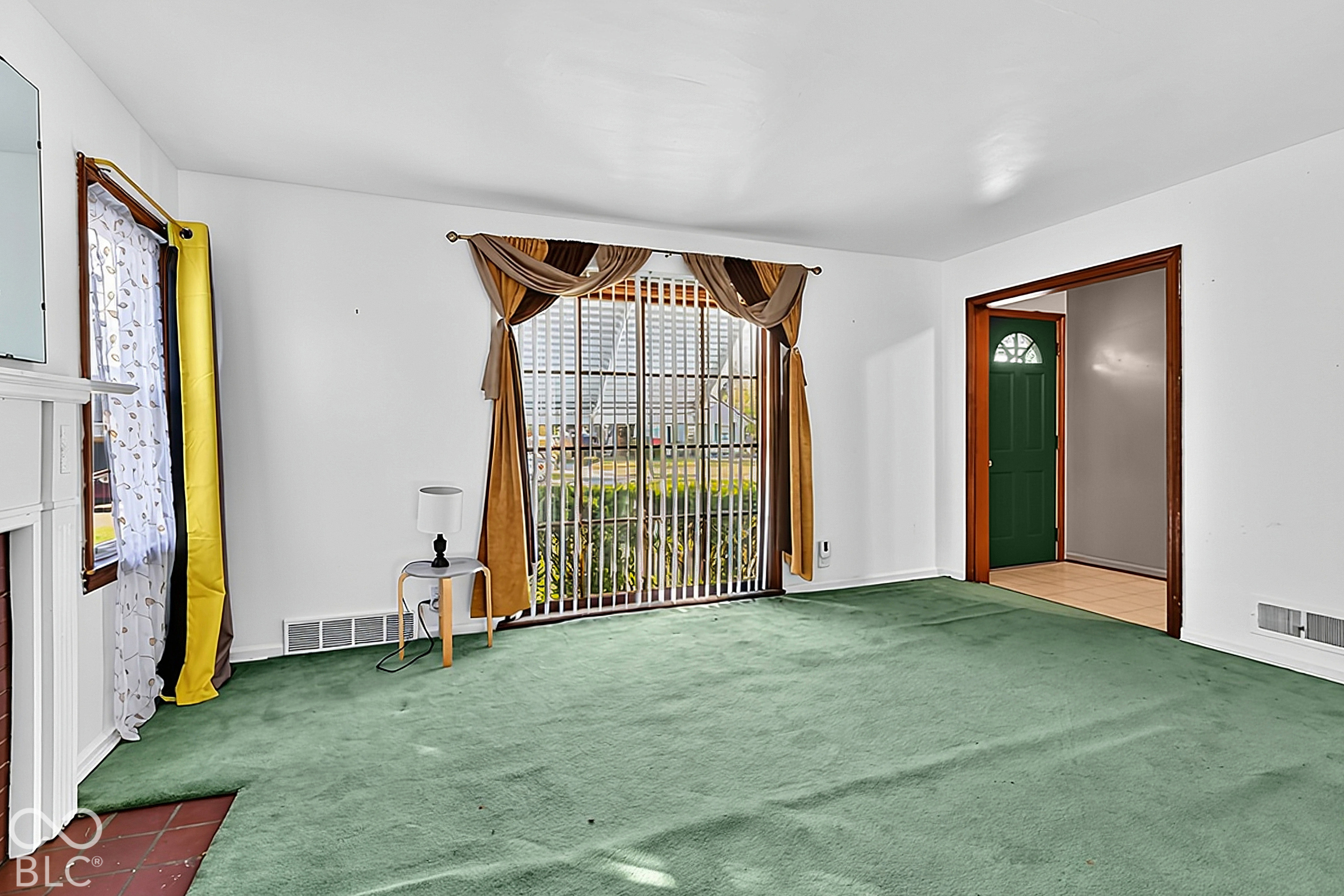 3609 N Lesley Avenue, Indianapolis, IN, 46218 photo 5 of 33